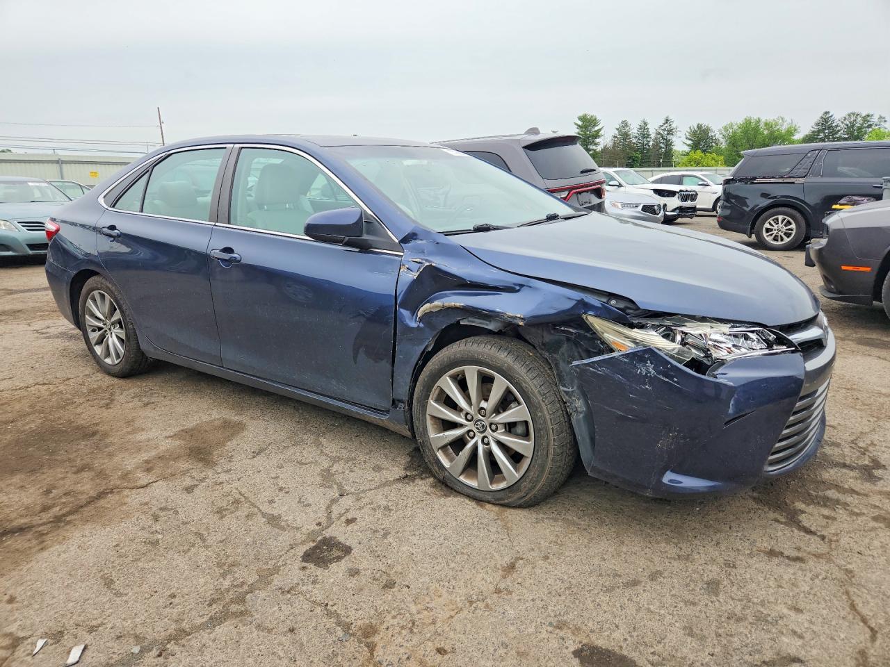 2015 Toyota Camry Xle Blue vin: 4T1BF1FK2FU981239