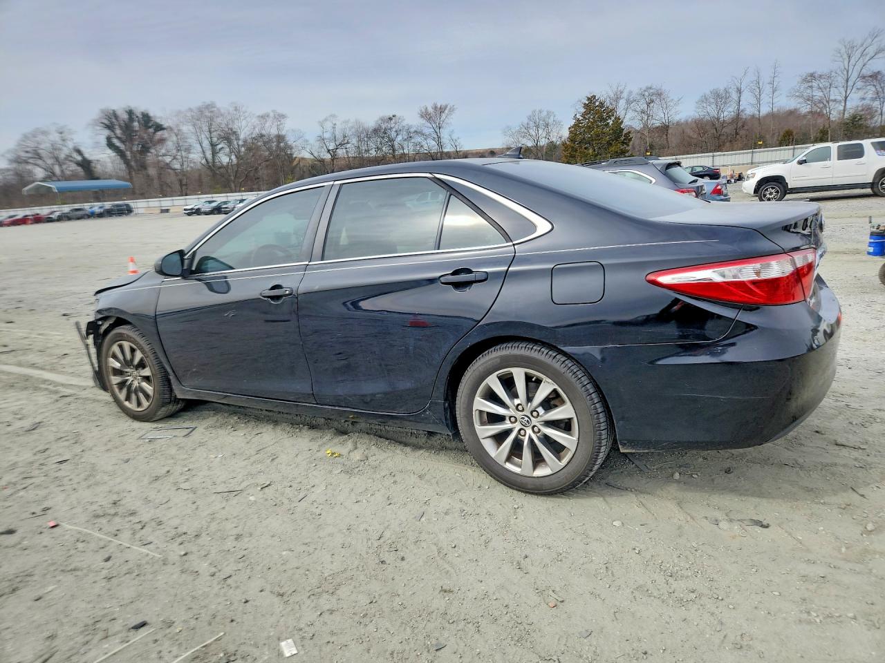 2015 Toyota Camry Le Black vin: 4T1BF1FK2FU985565