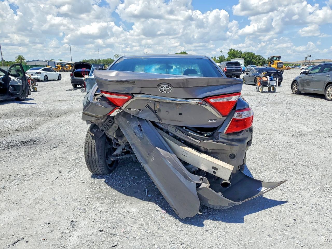 2015 Toyota Camry Se Gray vin: 4T1BF1FK2FU987073