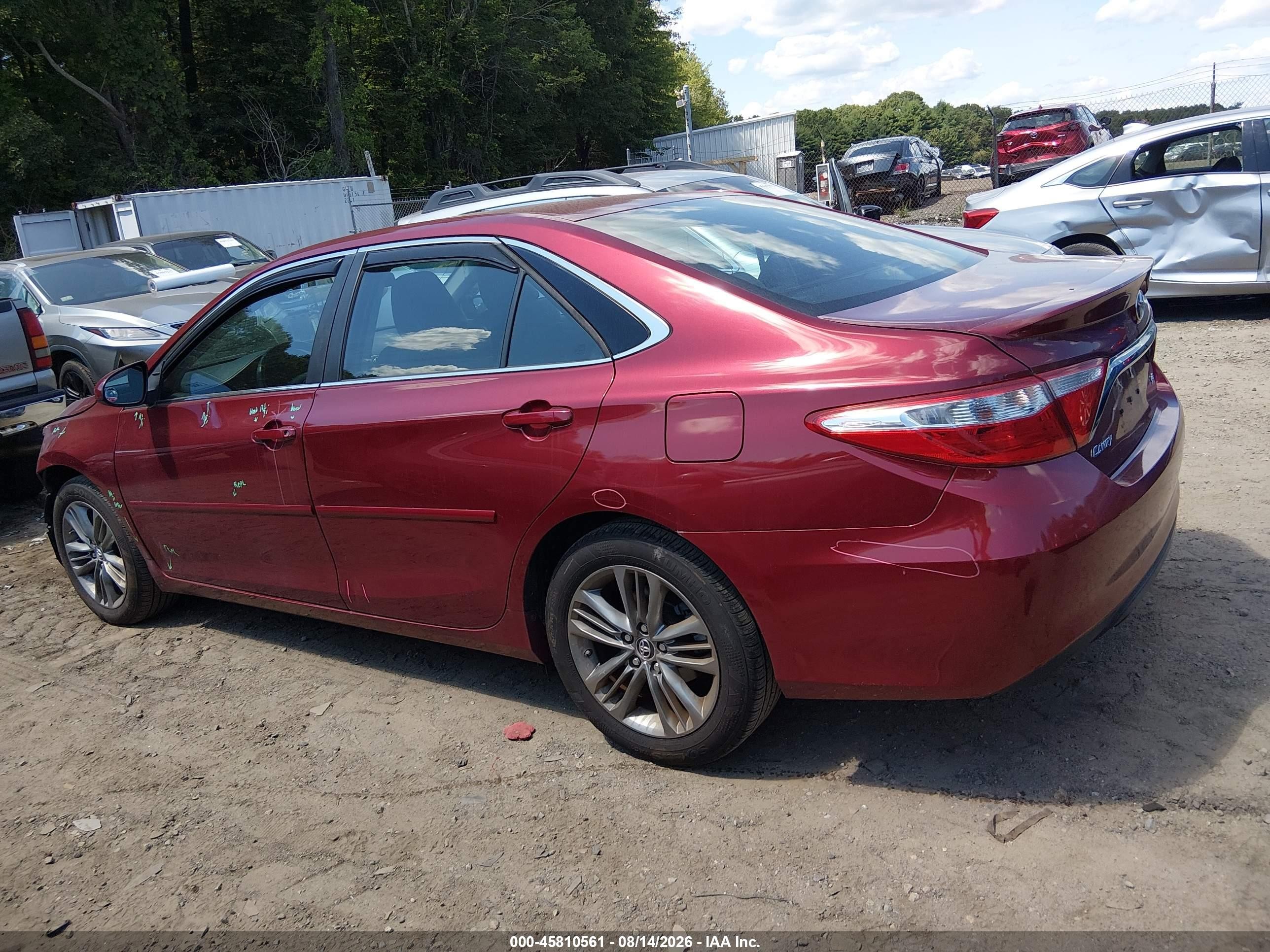 2015 Toyota Camry Se Red vin: 4T1BF1FK2FU987722