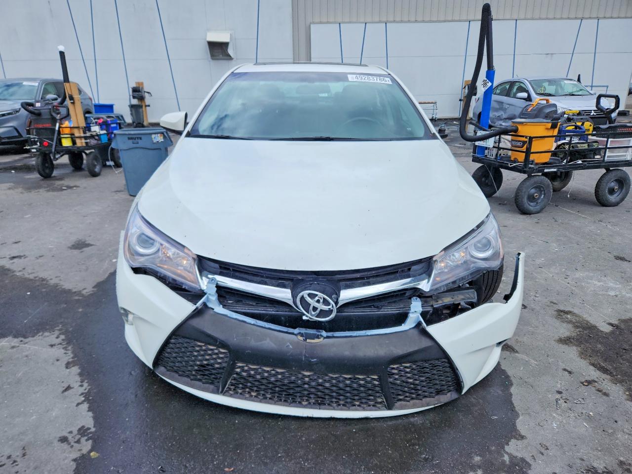 2016 Toyota Camry Special Edition White vin: 4T1BF1FK2GU164726