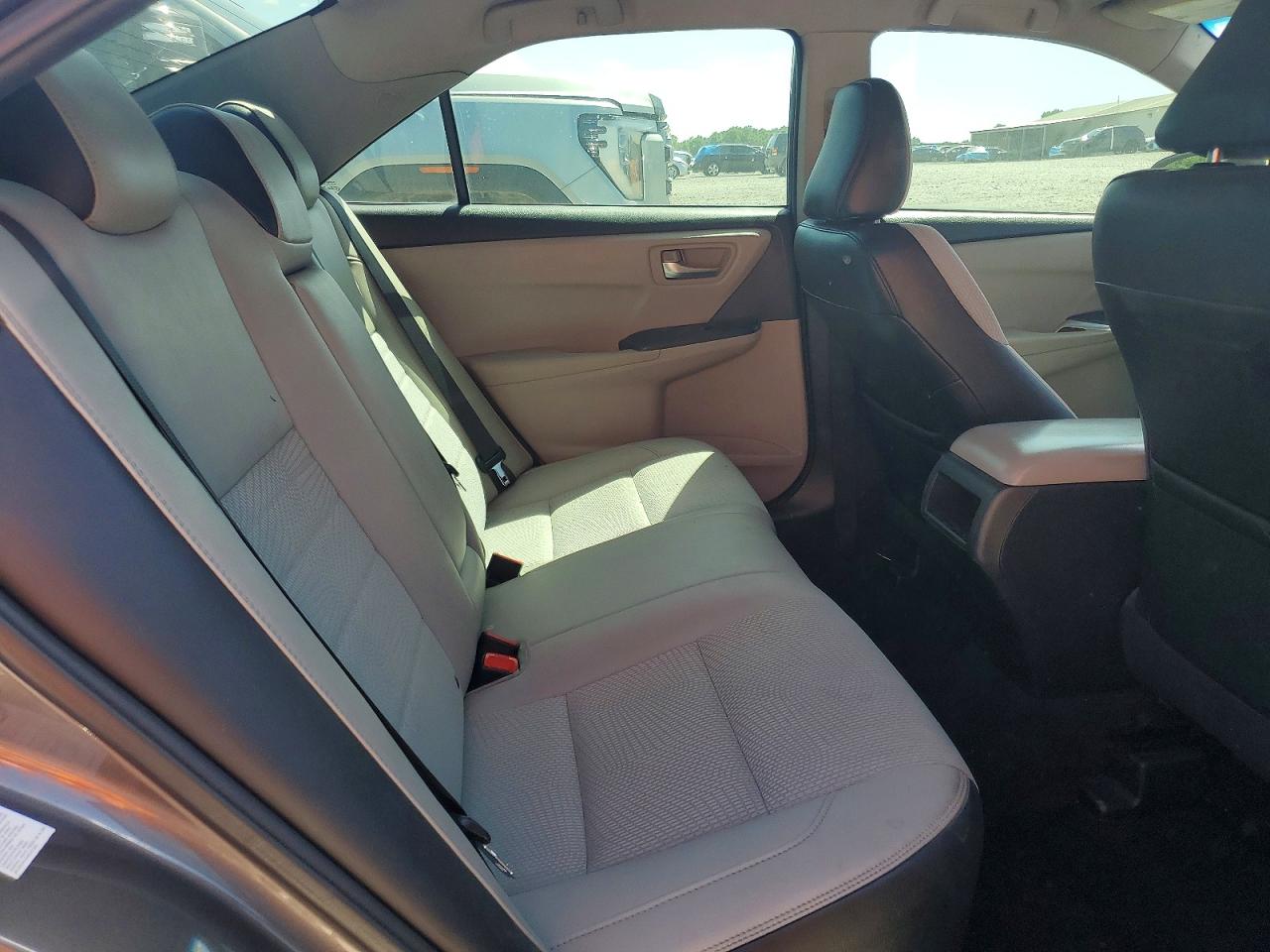 2016 Toyota Camry Se Gray vin: 4T1BF1FK2GU597995