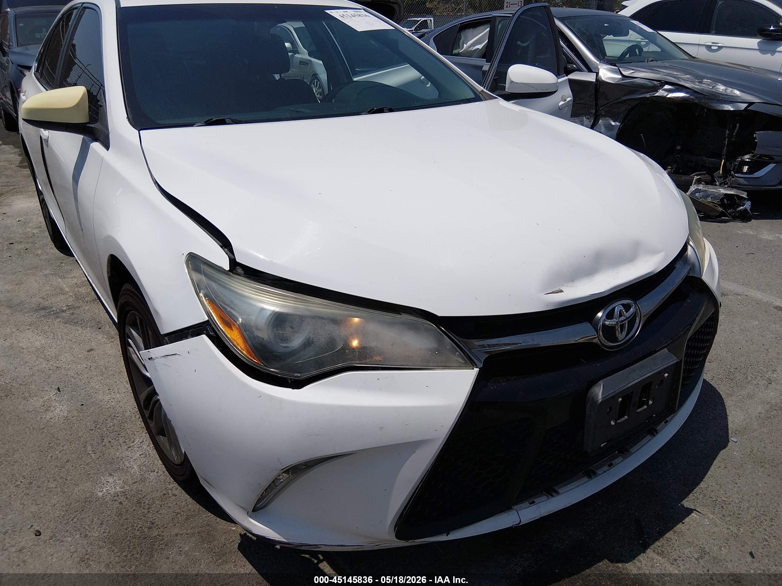 2017 Toyota Camry Se White vin: 4T1BF1FK2HU284964
