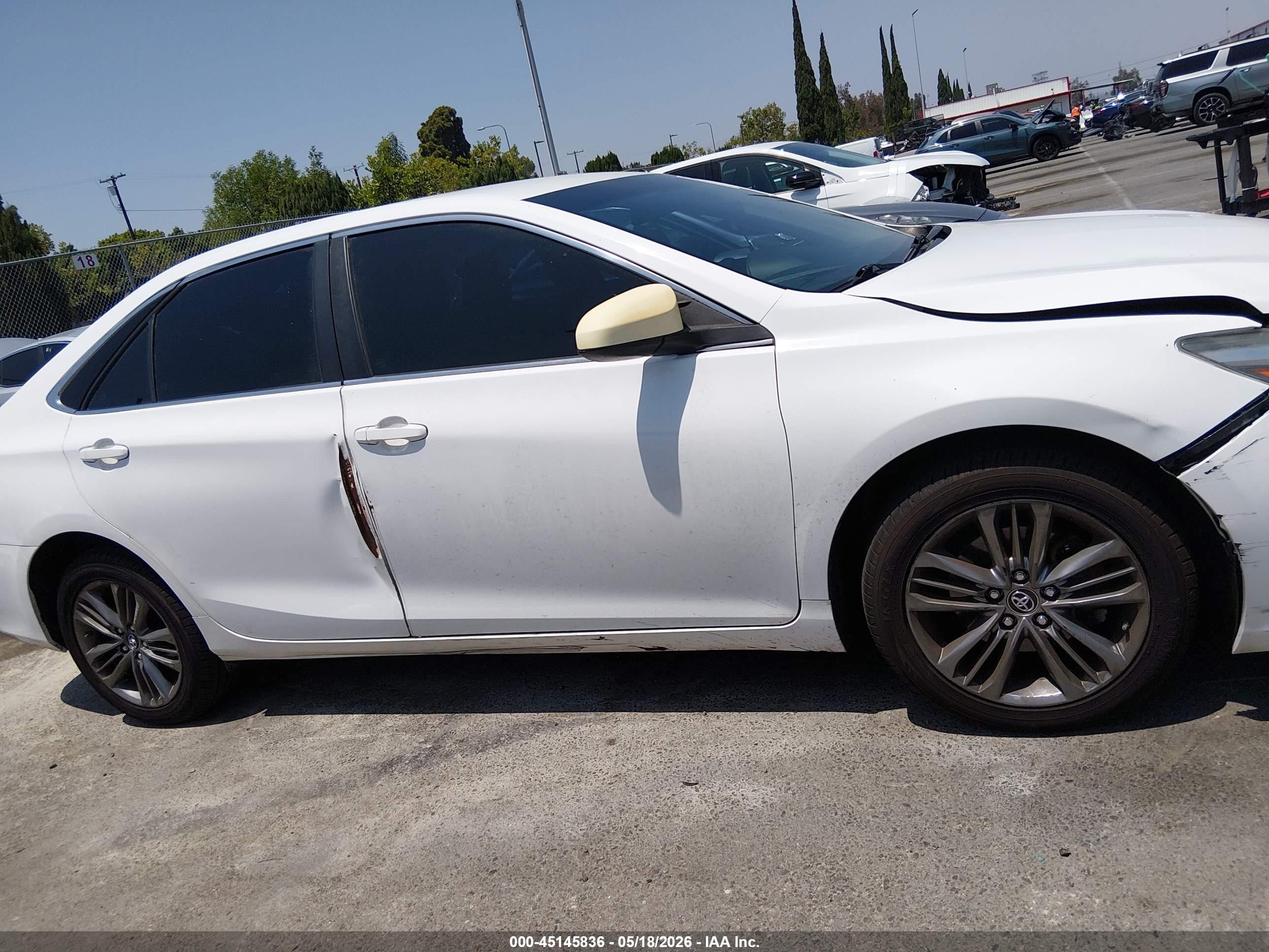 2017 Toyota Camry Se White vin: 4T1BF1FK2HU284964