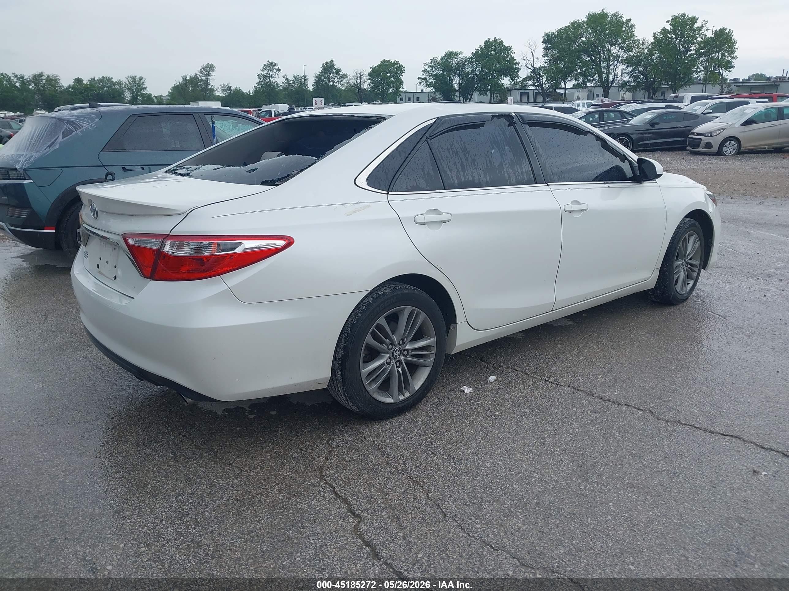 2017 Toyota Camry Se White vin: 4T1BF1FK2HU423071