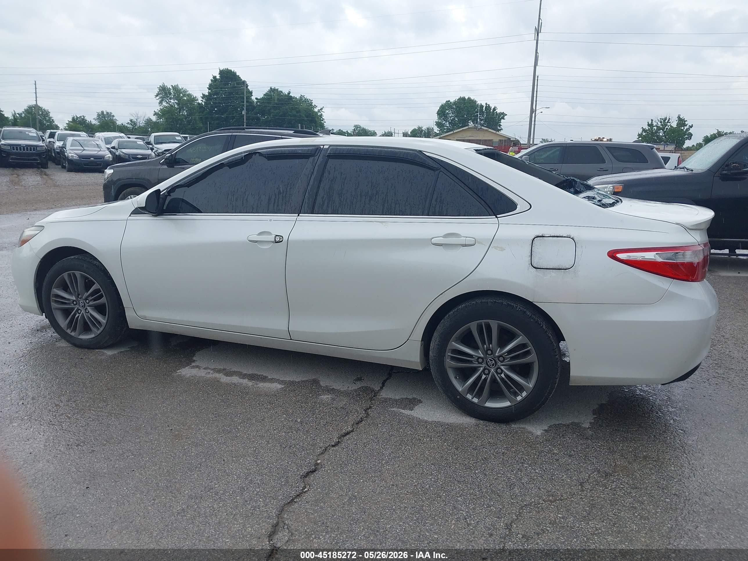 2017 Toyota Camry Se White vin: 4T1BF1FK2HU423071