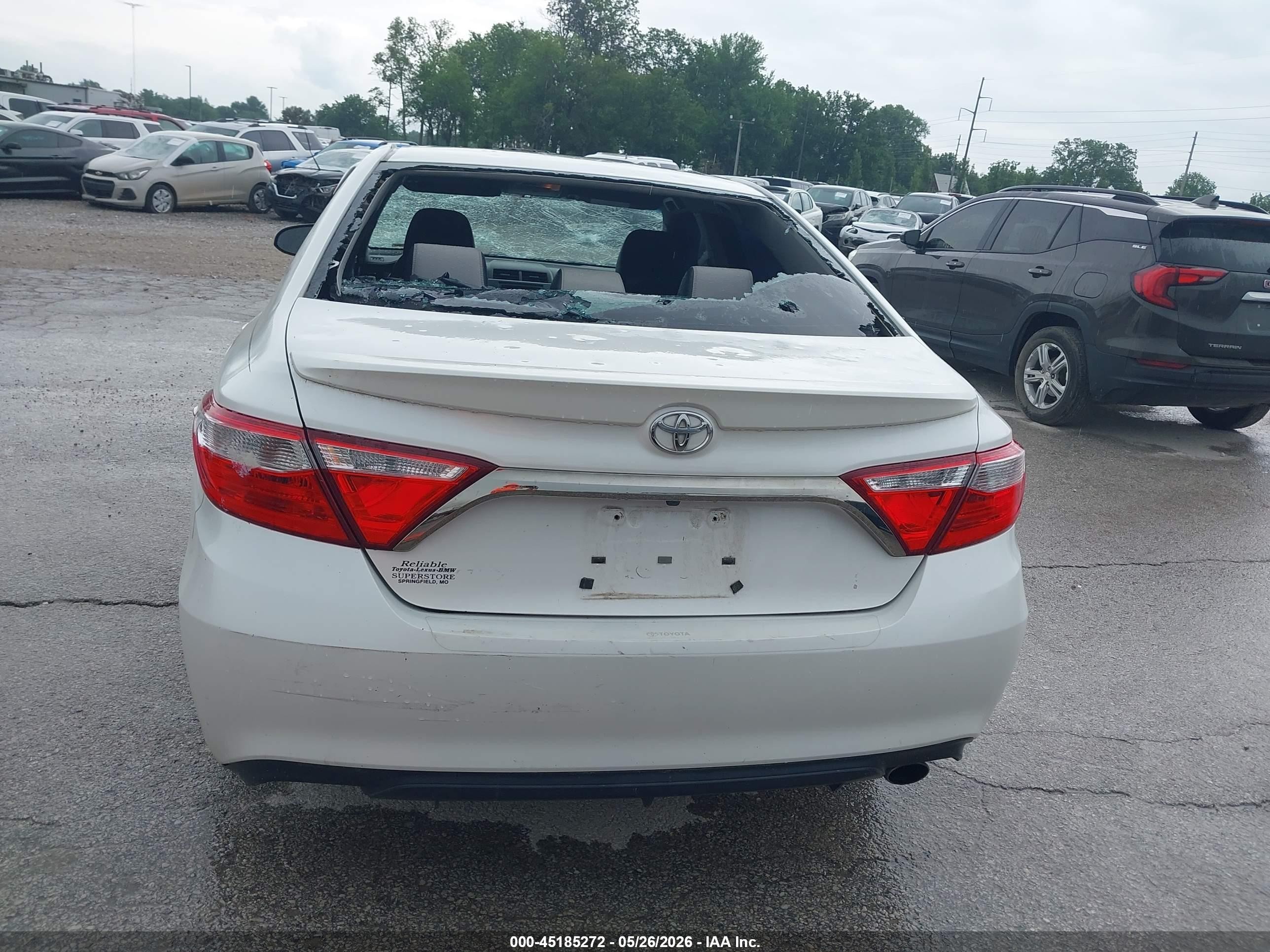 2017 Toyota Camry Se White vin: 4T1BF1FK2HU423071
