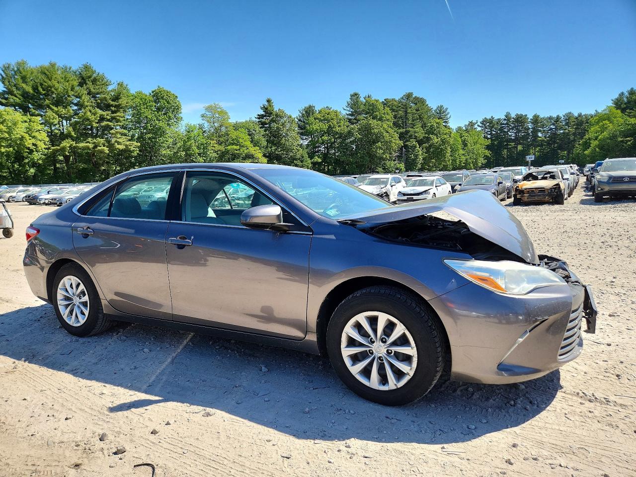 2017 Toyota Camry Le Gray vin: 4T1BF1FK2HU616479