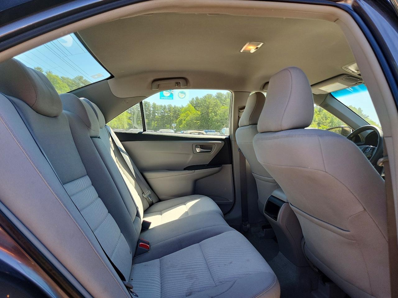 2017 Toyota Camry Le Gray vin: 4T1BF1FK2HU616479