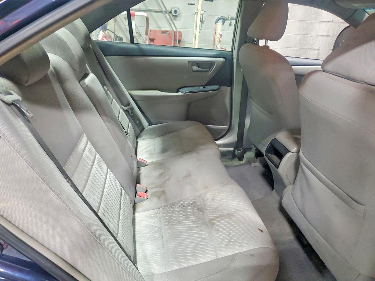 2017 Toyota Camry Le Blue vin: 4T1BF1FK2HU675516