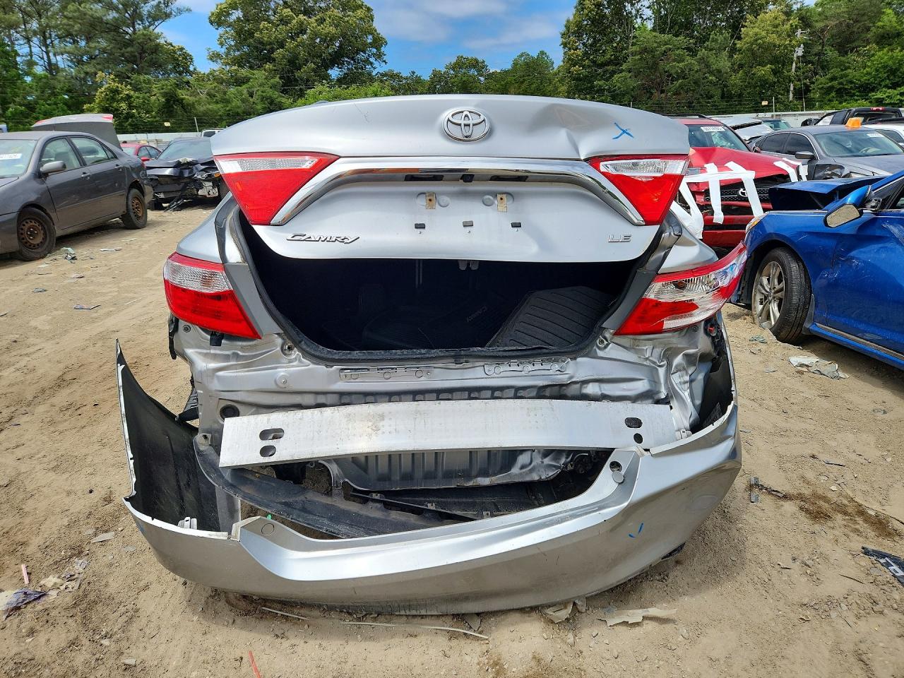 2017 Toyota Camry Le Silver vin: 4T1BF1FK2HU676200