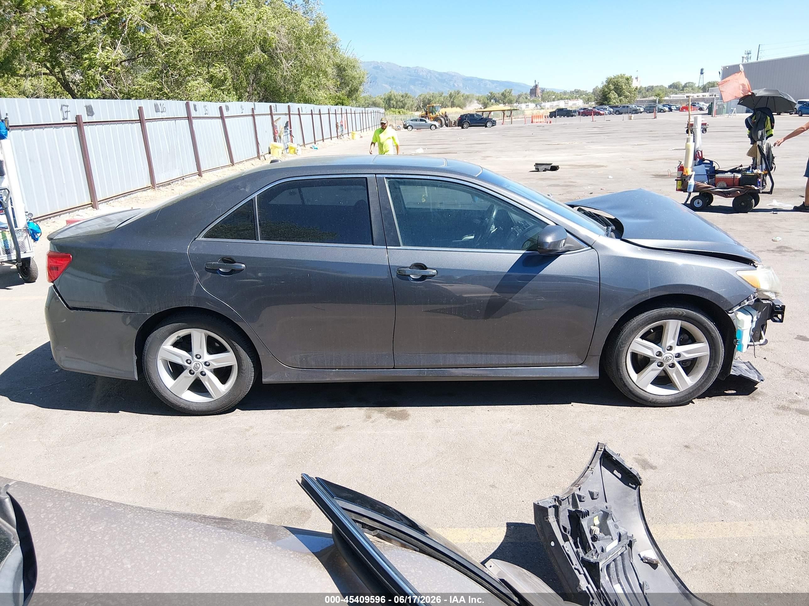 2012 Toyota Camry Se Gray vin: 4T1BF1FK3CU017700