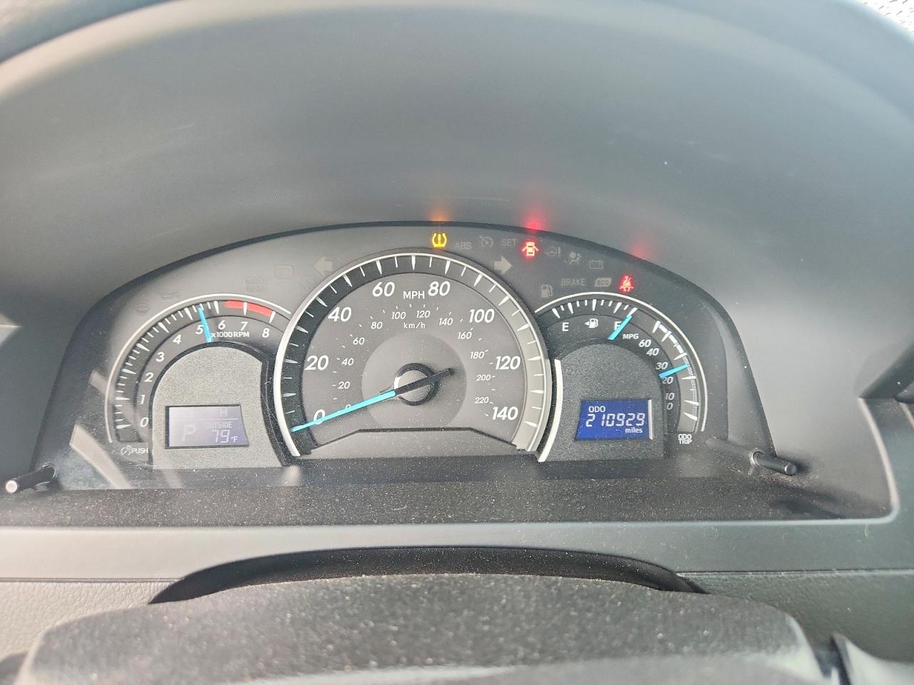 2012 Toyota Camry Le Gray vin: 4T1BF1FK3CU021701