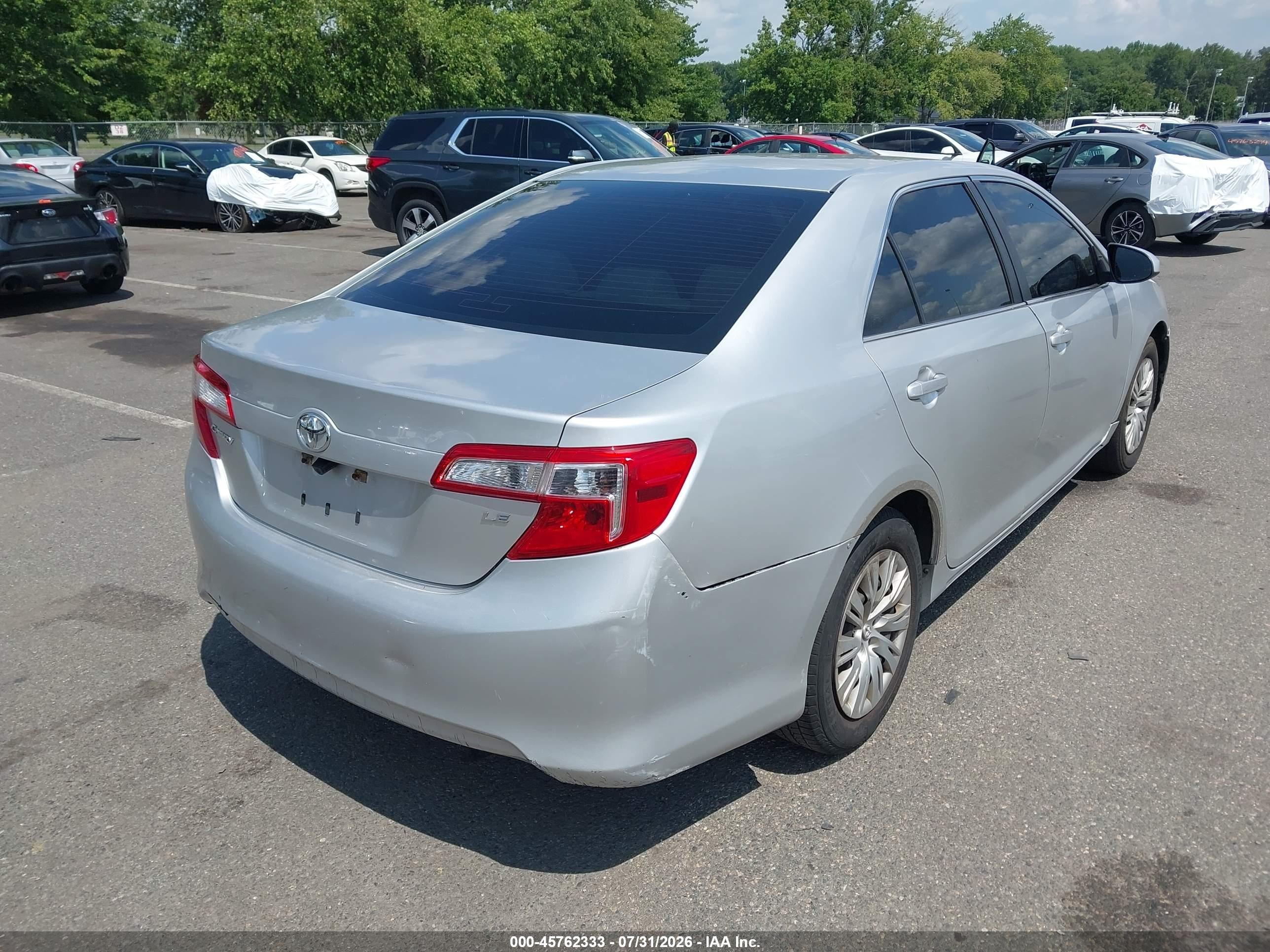 2012 Toyota Camry Le Gray vin: 4T1BF1FK3CU024422