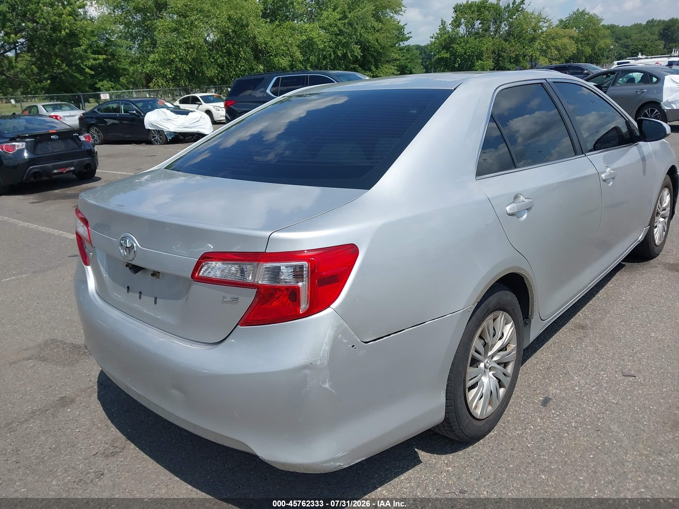 2012 Toyota Camry Le Gray vin: 4T1BF1FK3CU024422