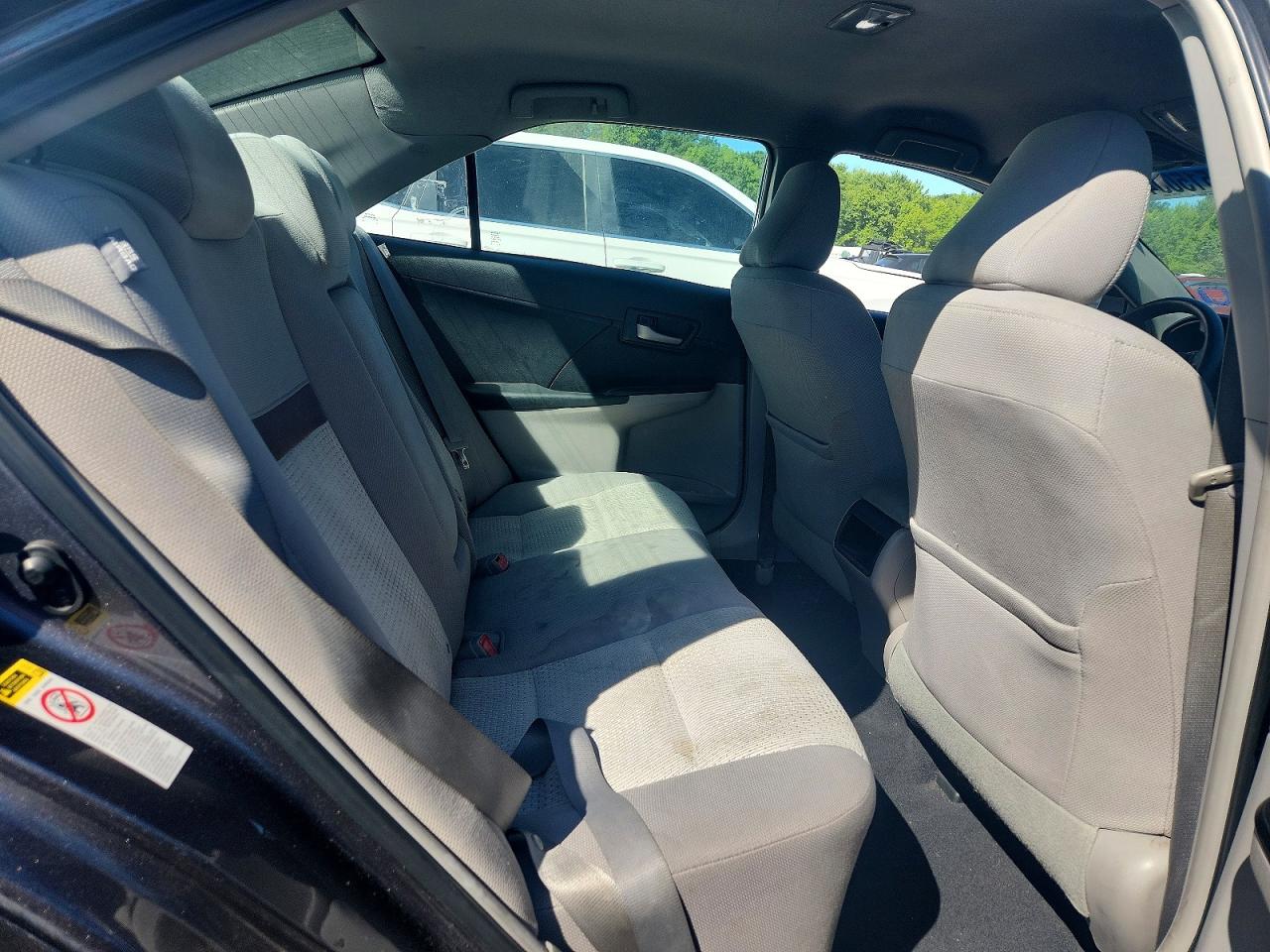 2012 Toyota Camry Le Gray vin: 4T1BF1FK3CU024730