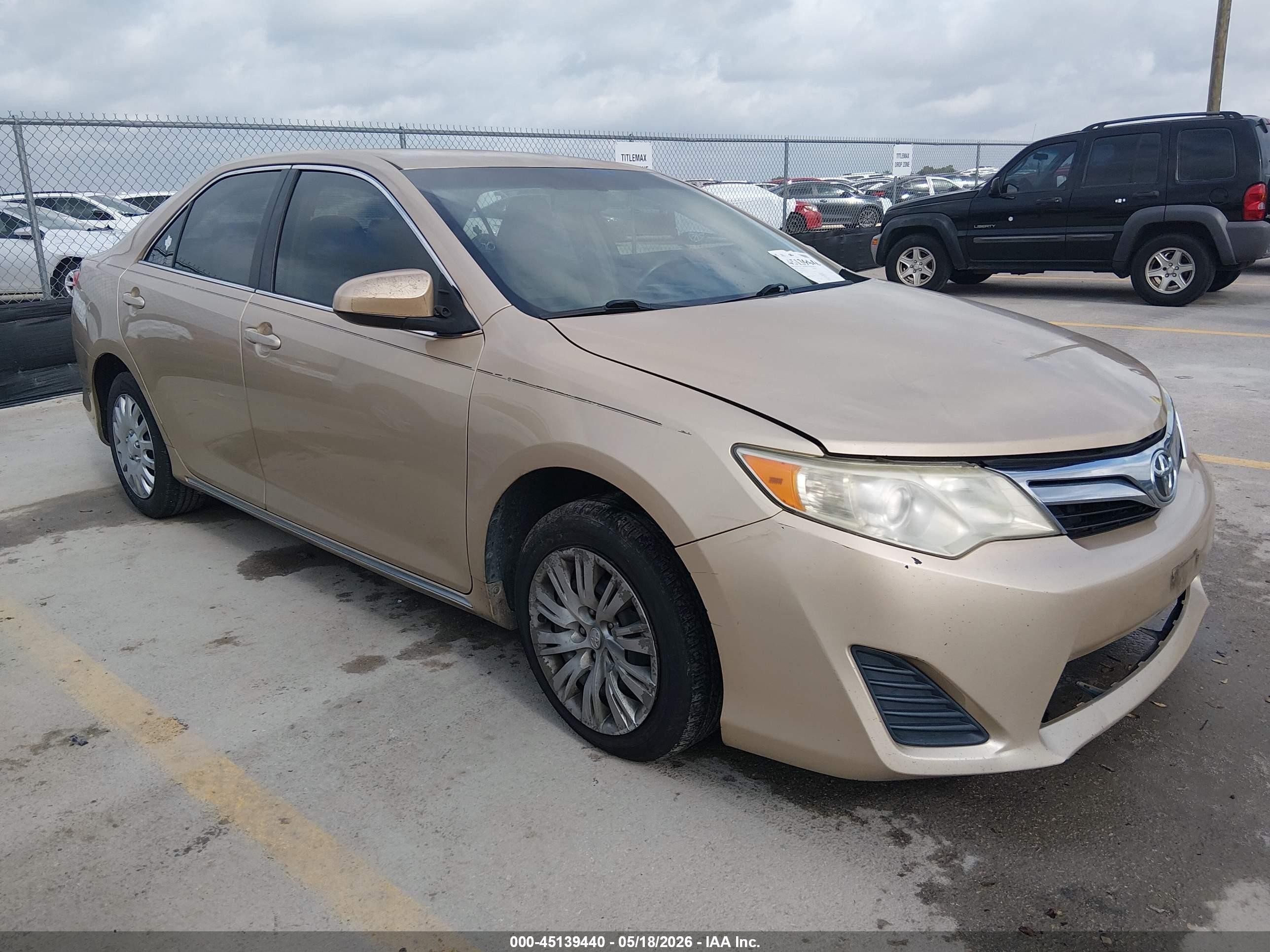 2012 Toyota Camry Le Brown vin: 4T1BF1FK3CU031497