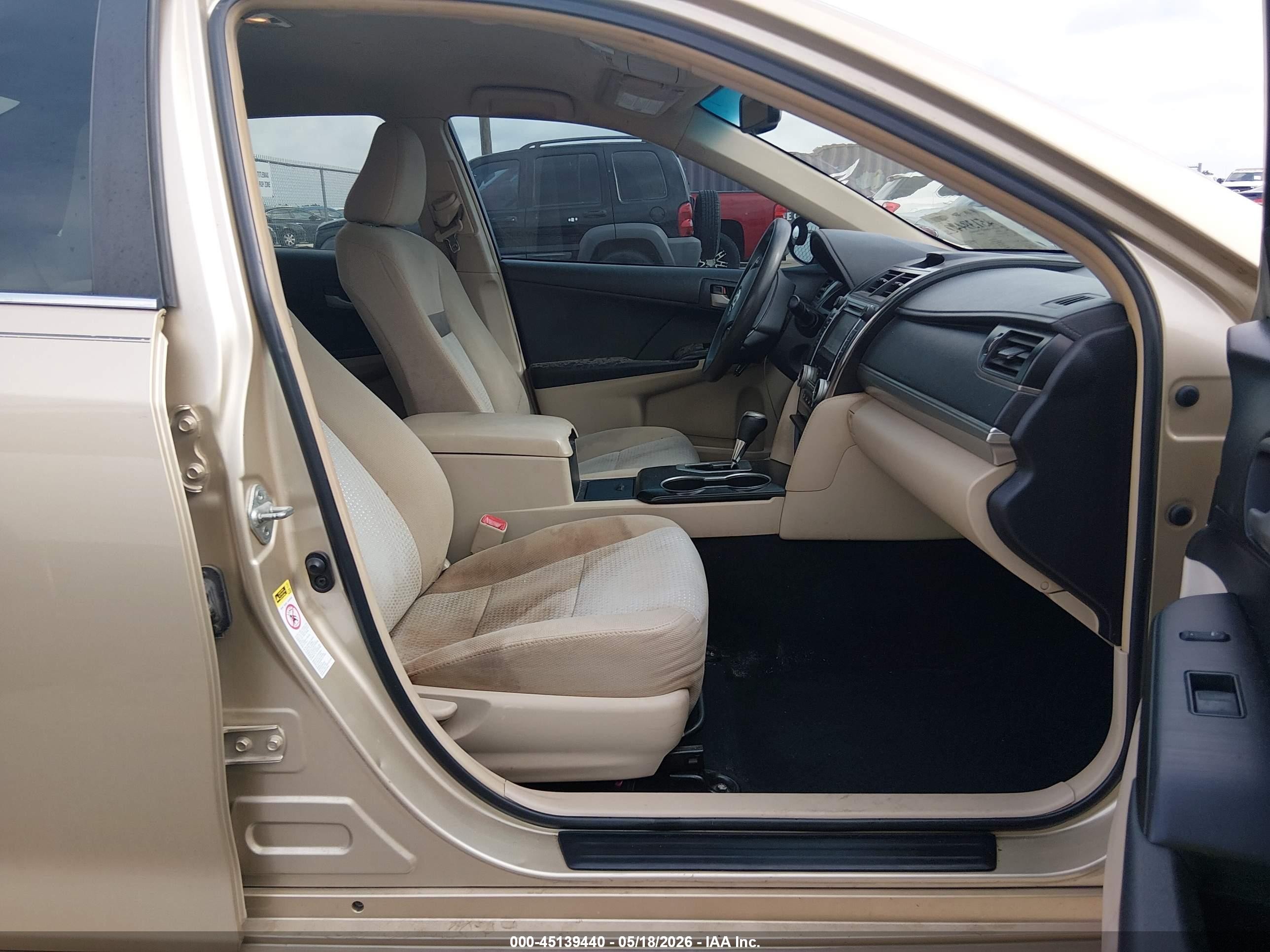 2012 Toyota Camry Le Brown vin: 4T1BF1FK3CU031497