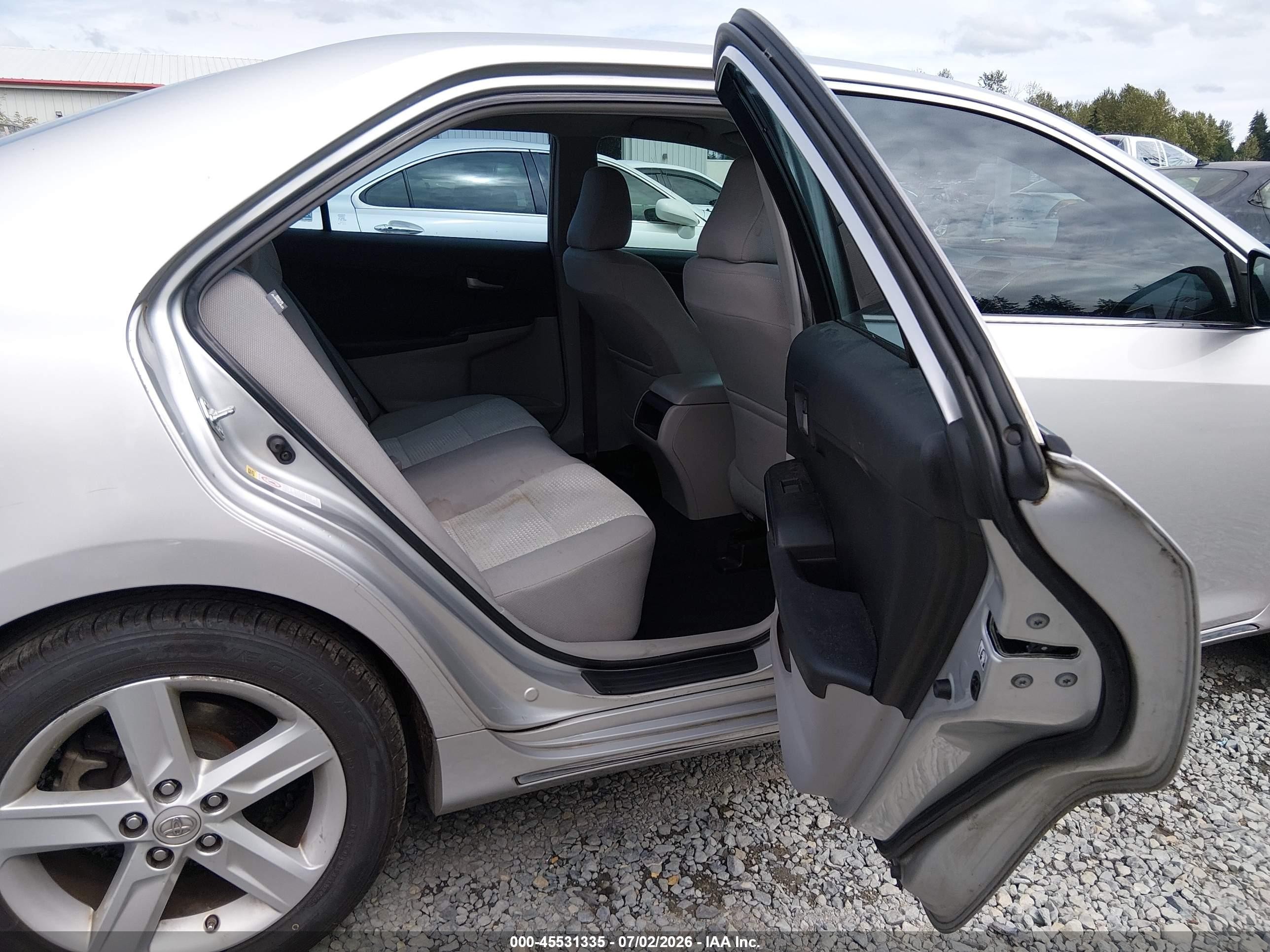 2012 Toyota Camry Le Silver vin: 4T1BF1FK3CU037297