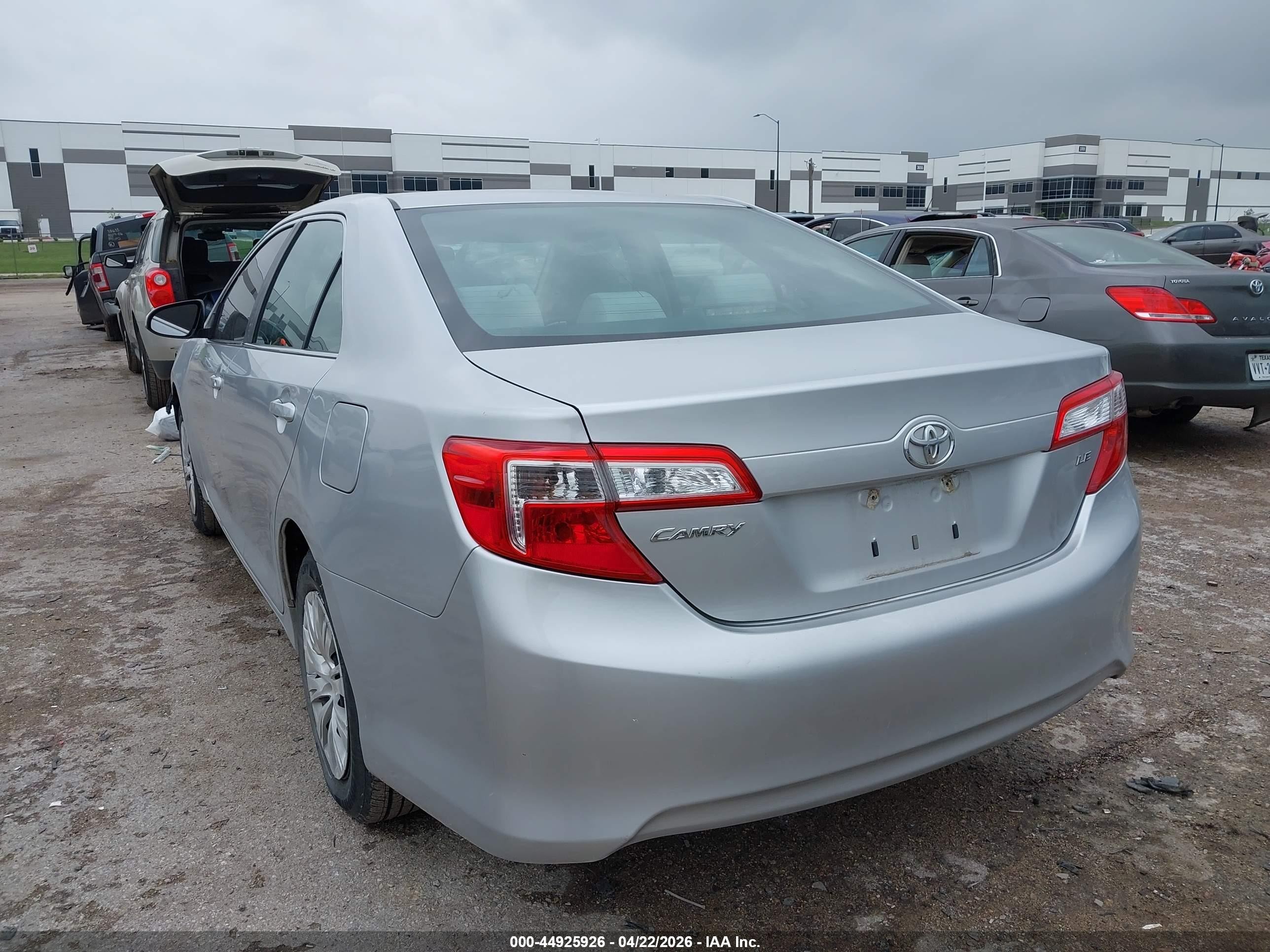 2012 Toyota Camry Le Silver vin: 4T1BF1FK3CU041592
