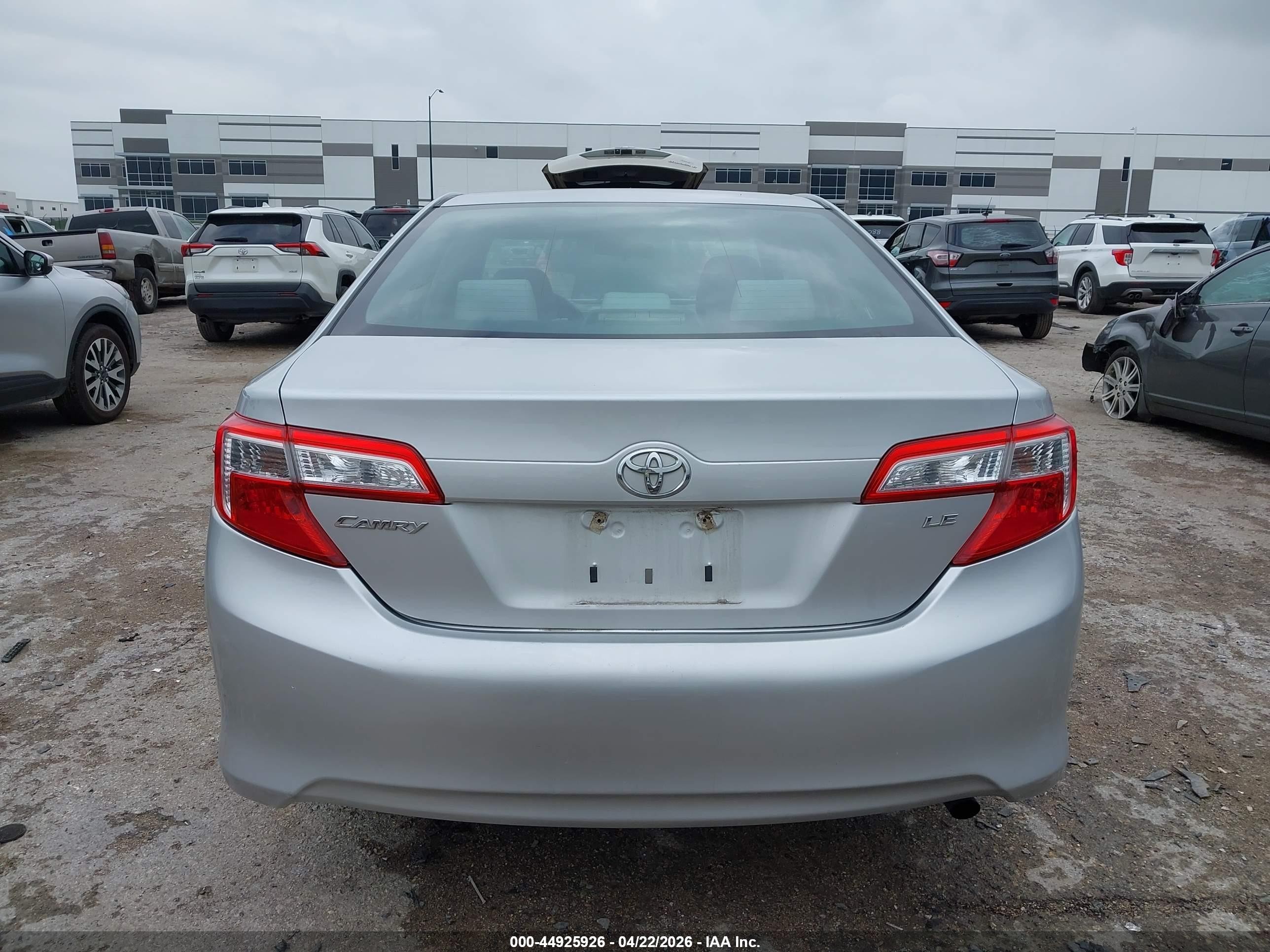 2012 Toyota Camry Le Silver vin: 4T1BF1FK3CU041592