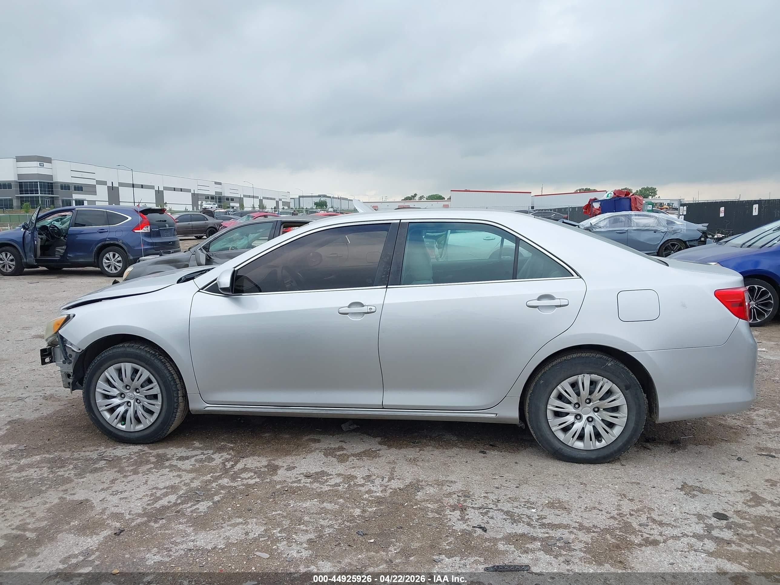 2012 Toyota Camry Le Silver vin: 4T1BF1FK3CU041592