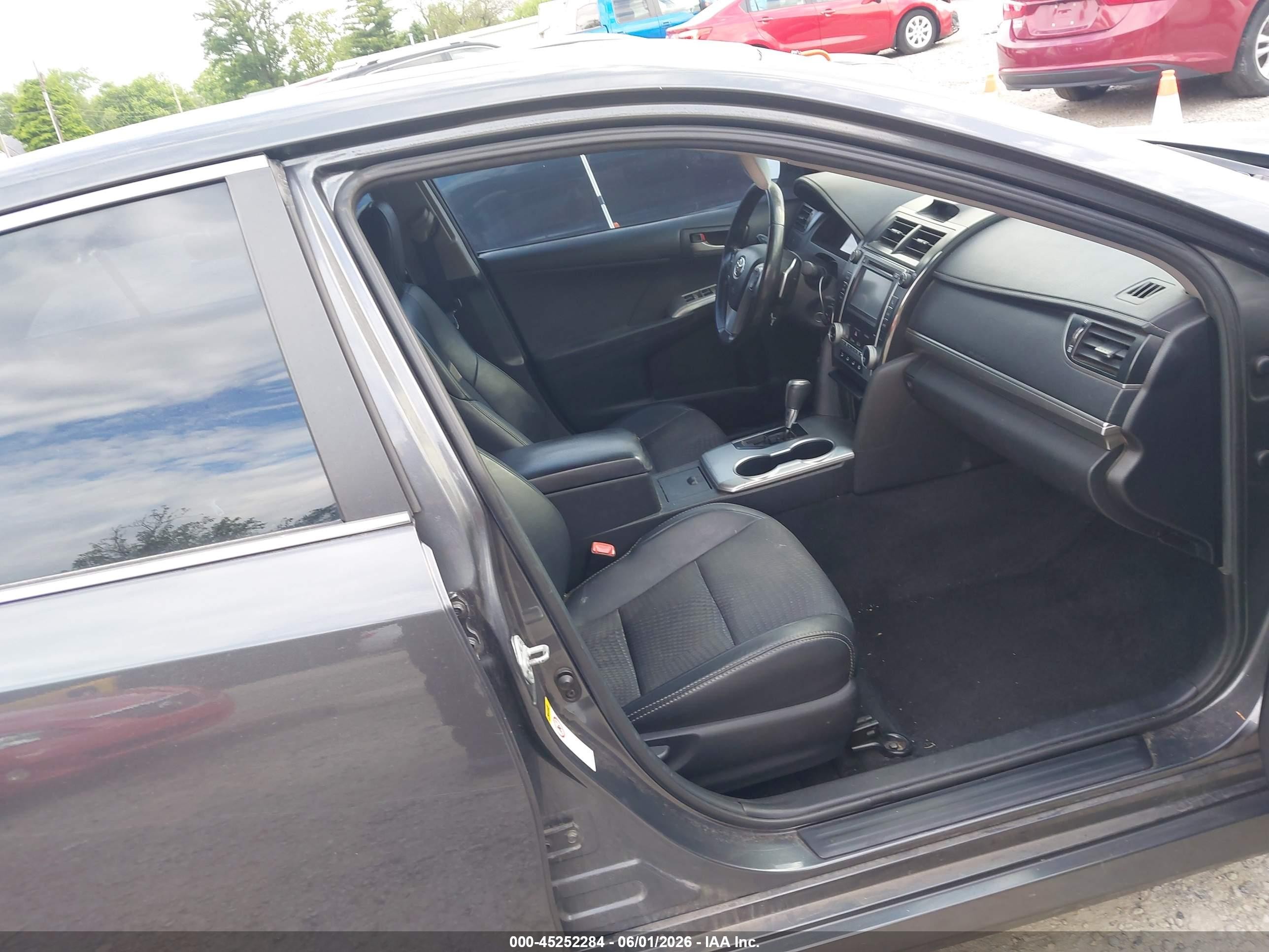 2012 Toyota Camry Se Серый vin: 4T1BF1FK3CU085446
