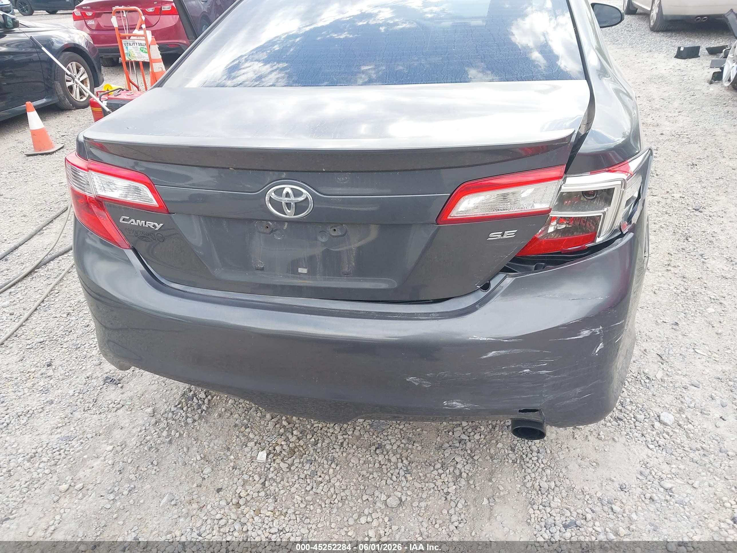 2012 Toyota Camry Se Серый vin: 4T1BF1FK3CU085446