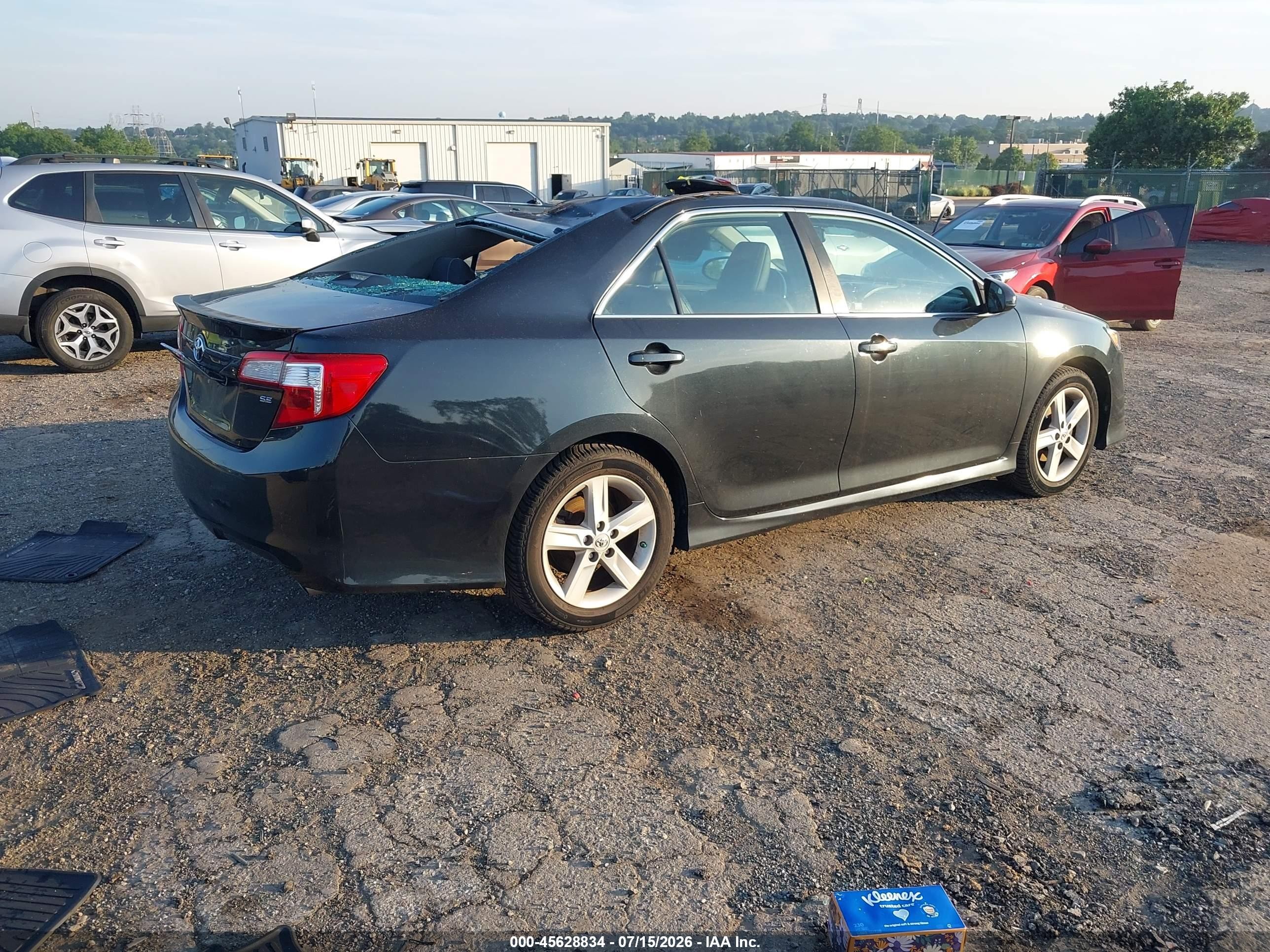 2012 Toyota Camry Se Dark Blue vin: 4T1BF1FK3CU117571