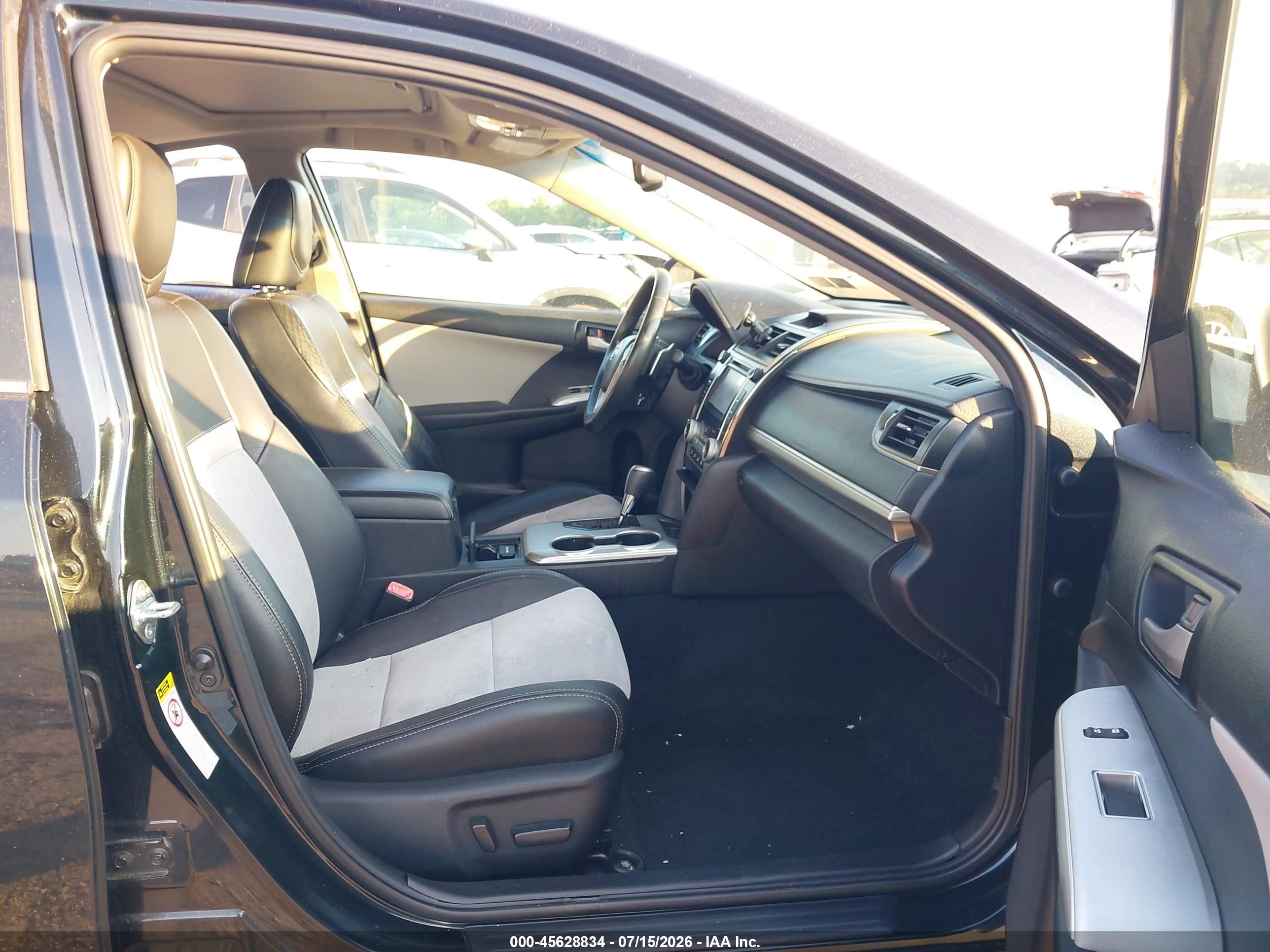 2012 Toyota Camry Se Dark Blue vin: 4T1BF1FK3CU117571