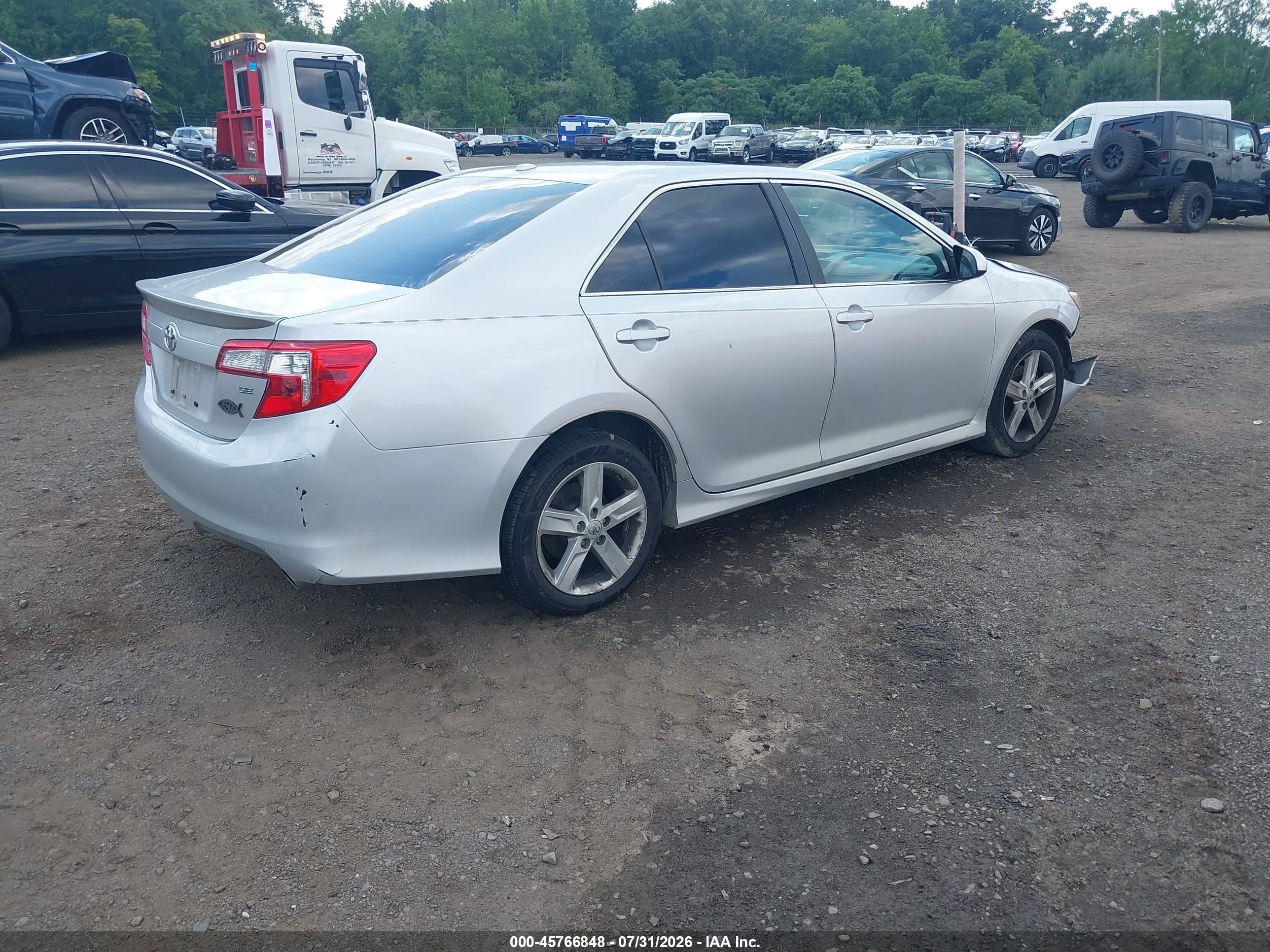 2012 Toyota Camry Se/le/xle Silver vin: 4T1BF1FK3CU120521
