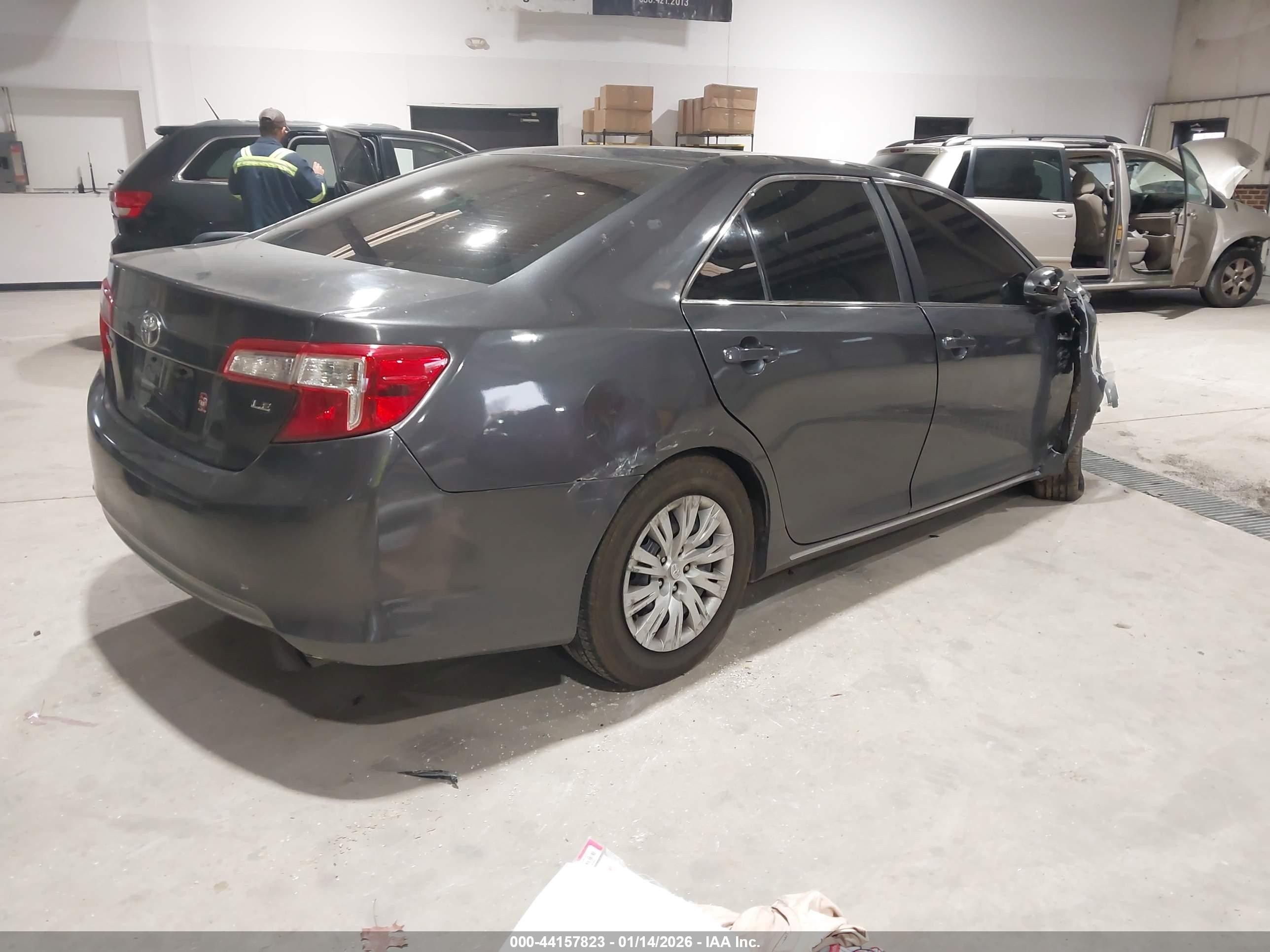 2012 Toyota Camry Le Silver vin: 4T1BF1FK3CU136041