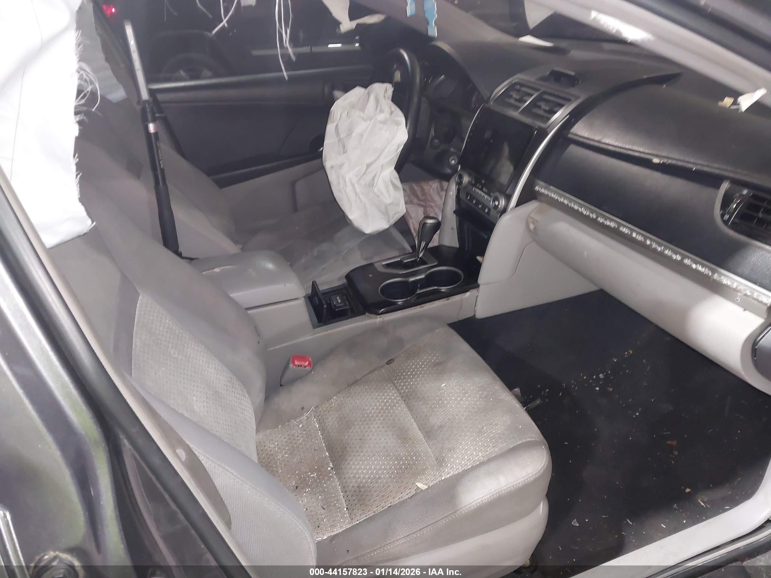 2012 Toyota Camry Le Silver vin: 4T1BF1FK3CU136041