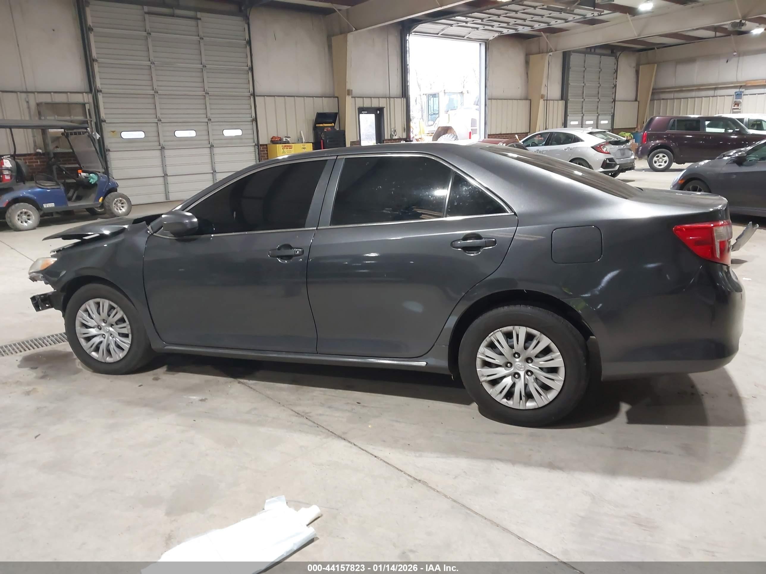 2012 Toyota Camry Le Silver vin: 4T1BF1FK3CU136041