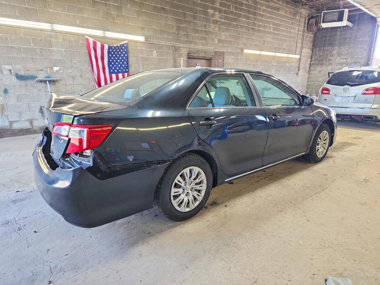 2012 Toyota Camry Le Black vin: 4T1BF1FK3CU139425