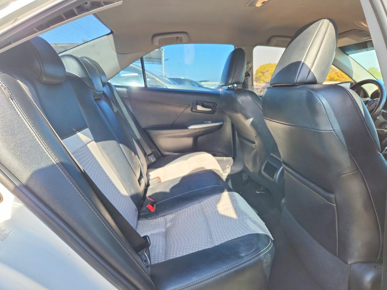 2012 Toyota Camry Se White vin: 4T1BF1FK3CU159951