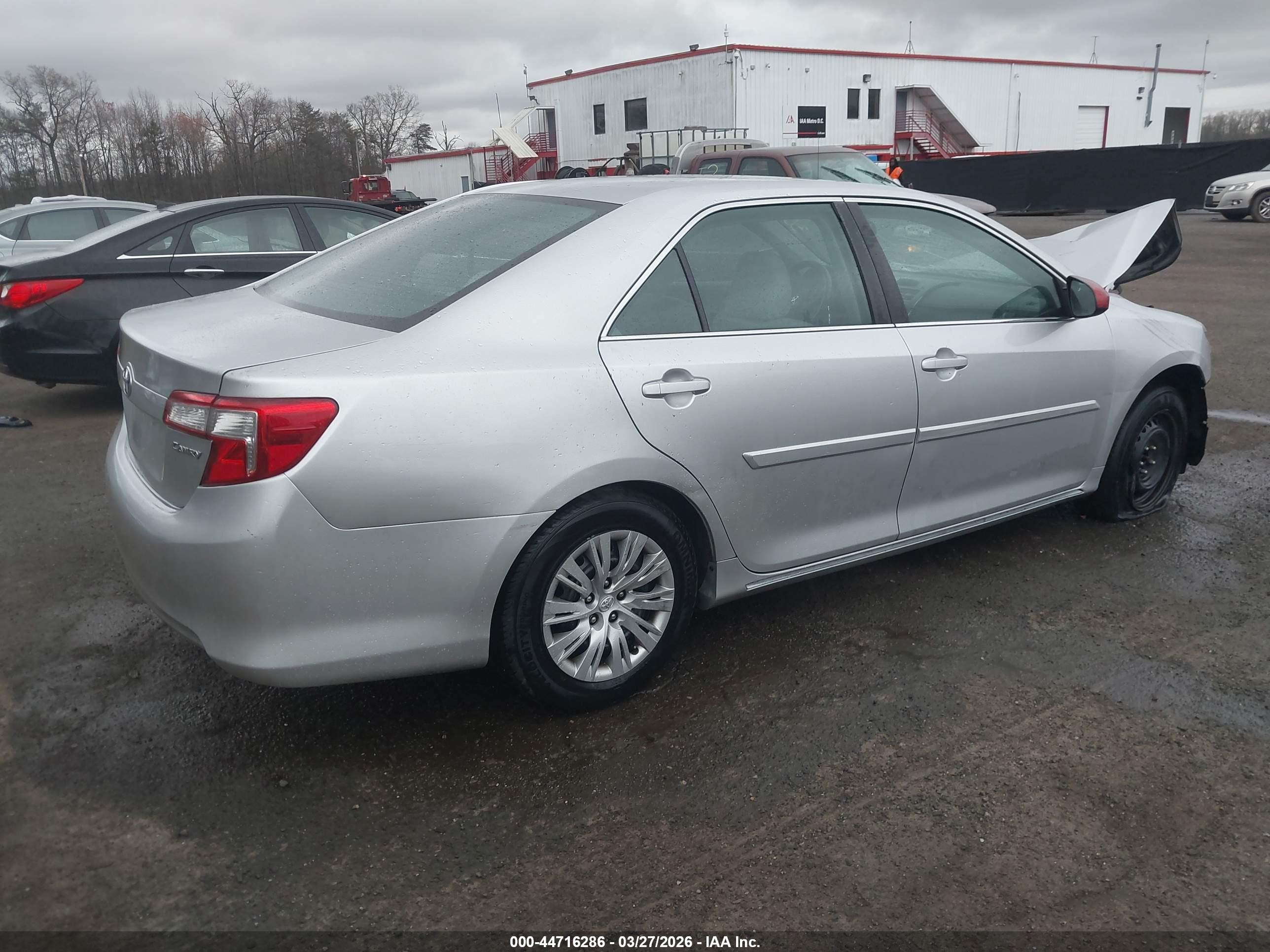 2012 Toyota Camry Le Silver vin: 4T1BF1FK3CU161618