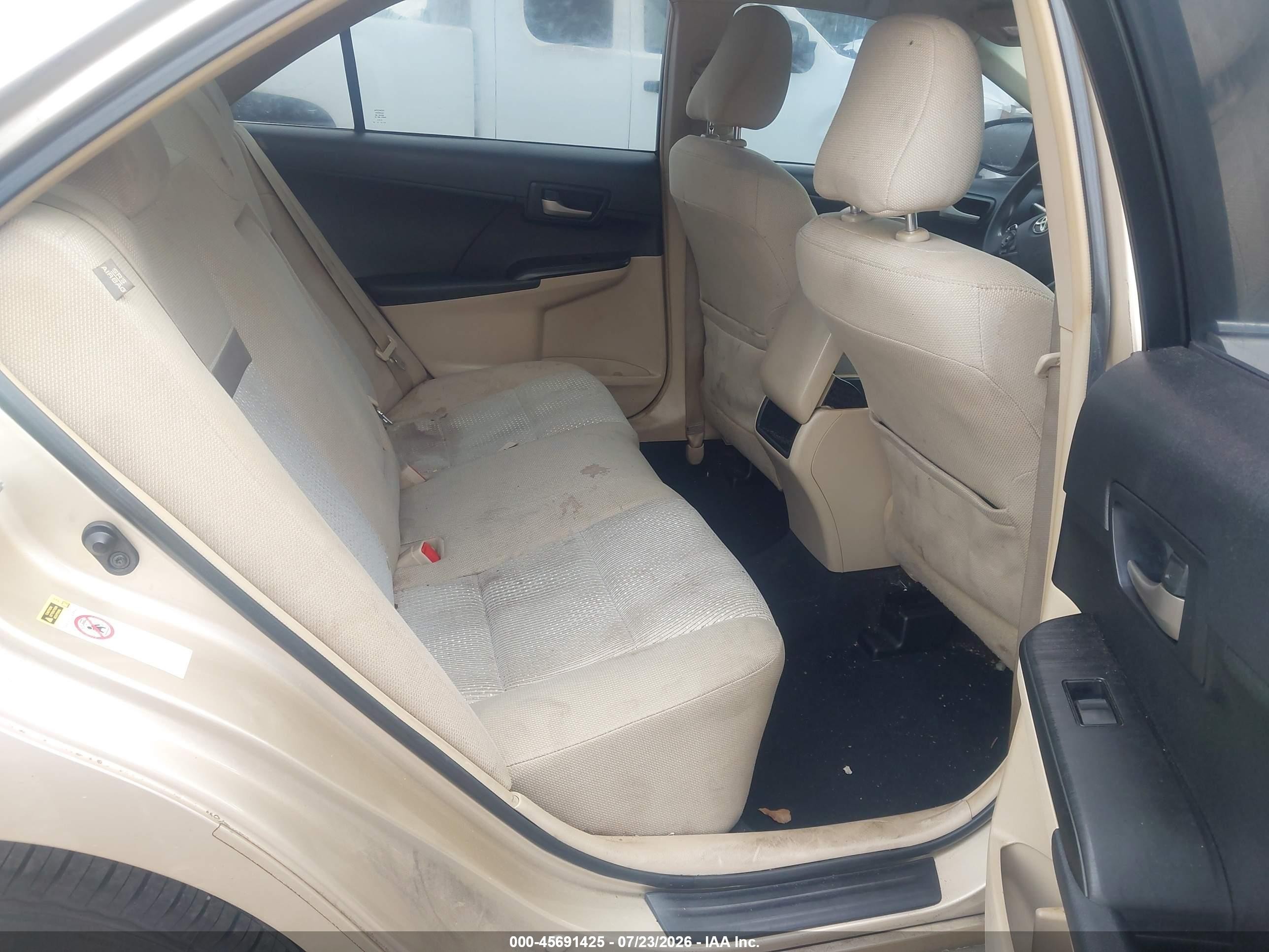 2012 Toyota Camry Le Tan vin: 4T1BF1FK3CU168830