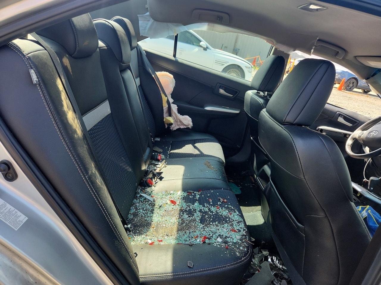 2012 Toyota Camry Se Silver vin: 4T1BF1FK3CU172098