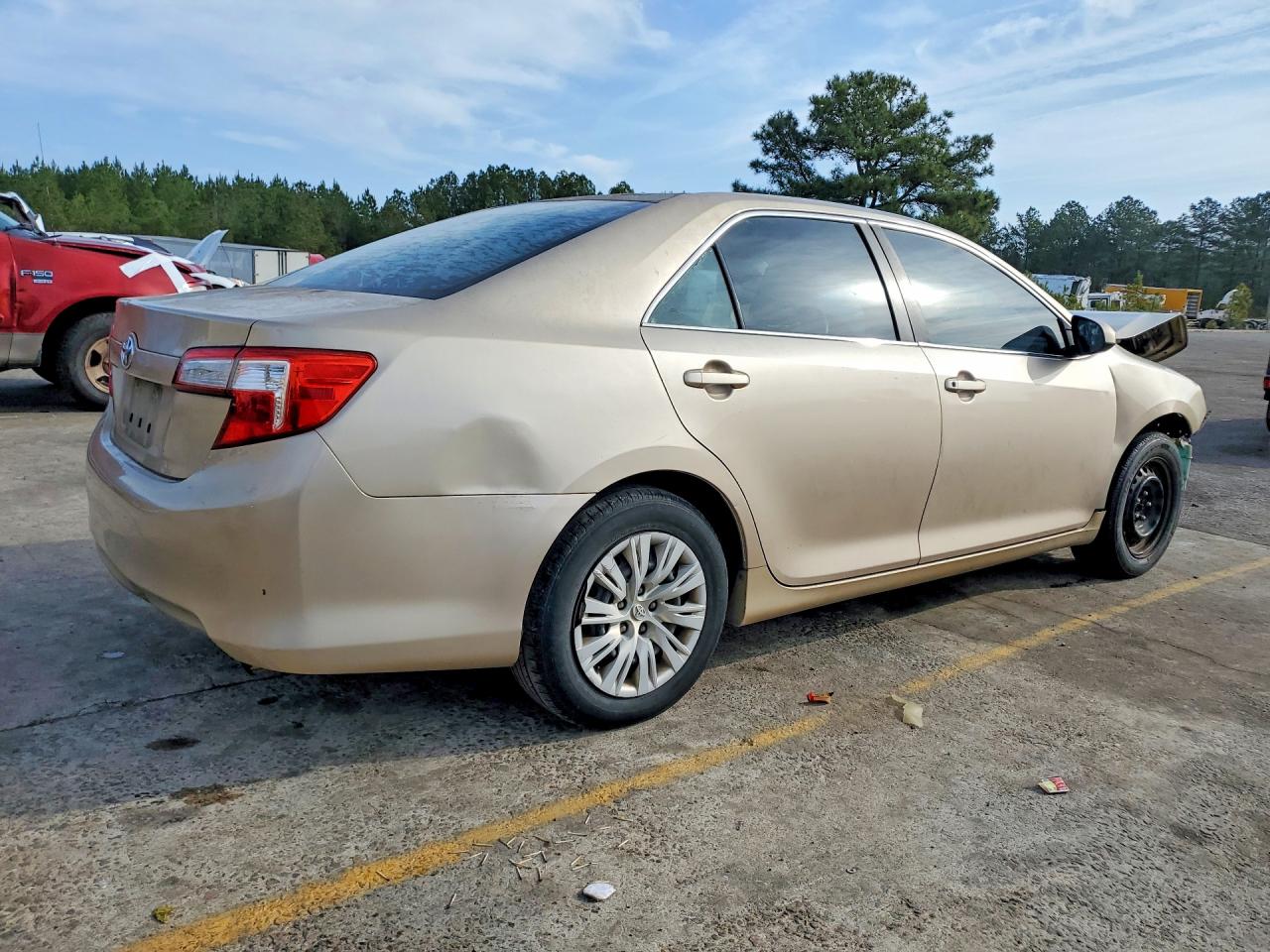 2012 Toyota Camry L Gold vin: 4T1BF1FK3CU522989