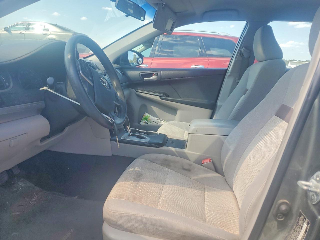 2012 Toyota Camry Le Gray vin: 4T1BF1FK3CU526086