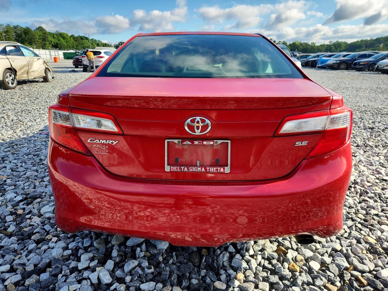 2012 Toyota Camry Se Red vin: 4T1BF1FK3CU537332