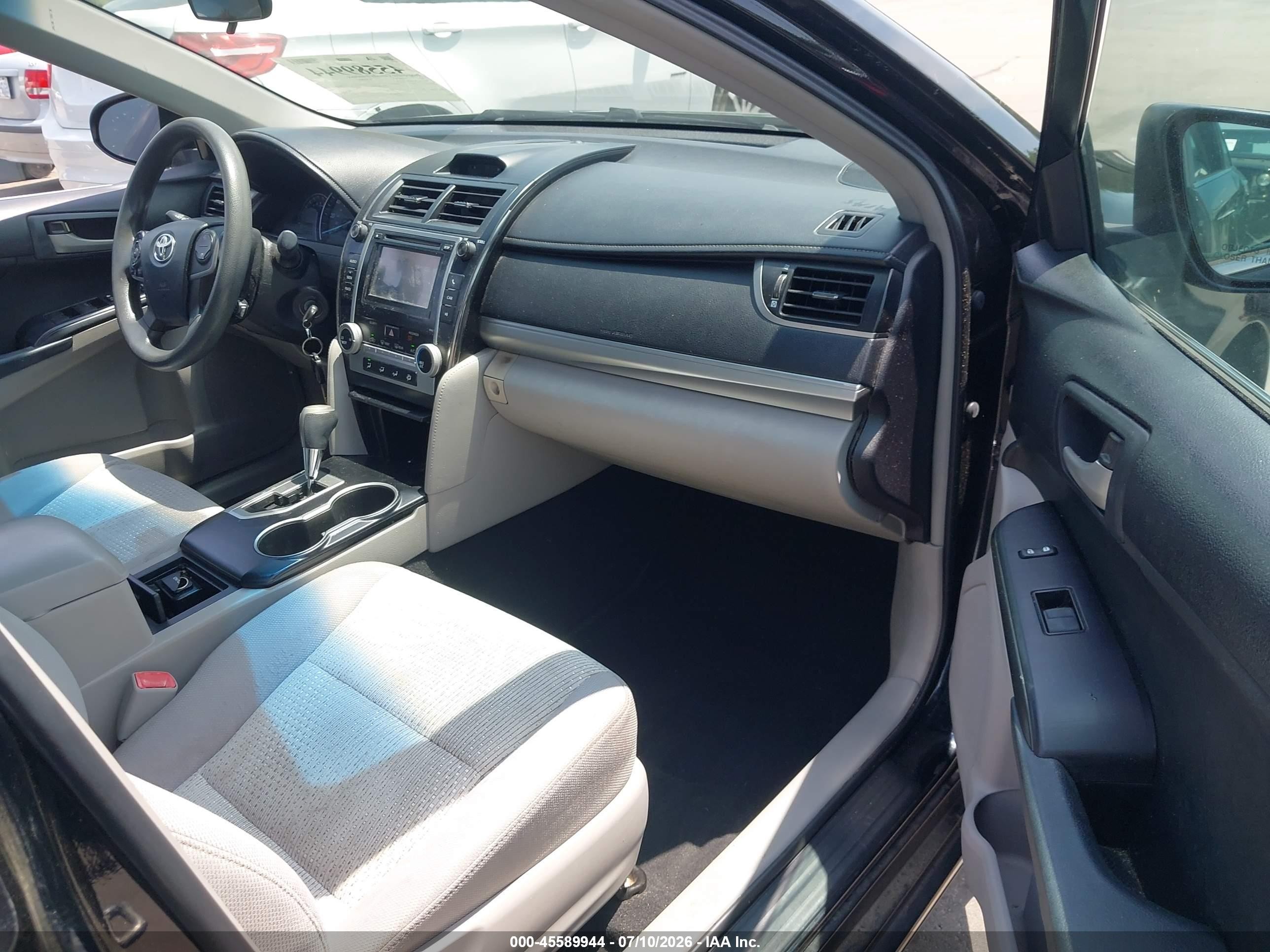 2012 Toyota Camry Le Черный vin: 4T1BF1FK3CU557659