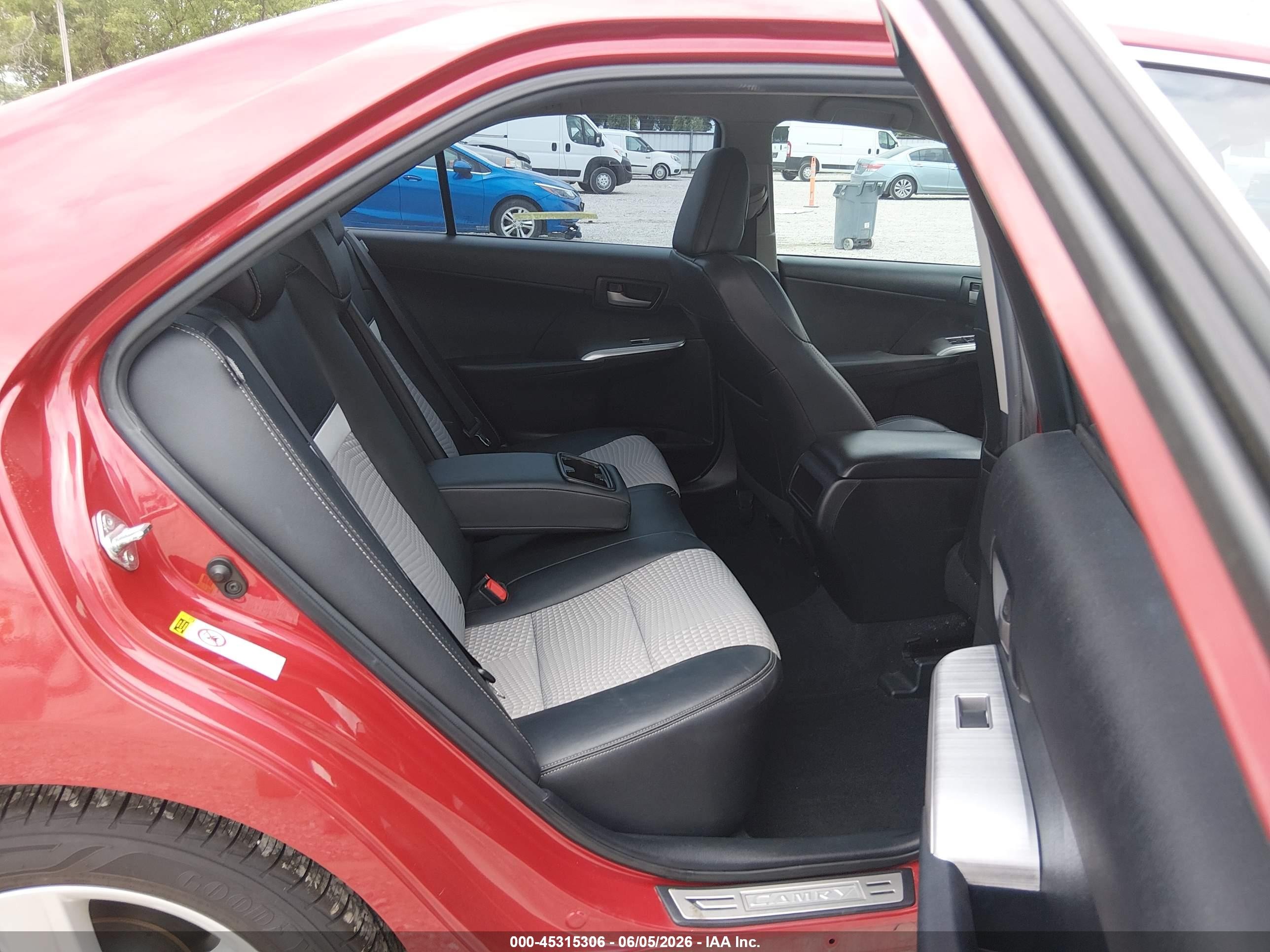 2012 Toyota Camry Se Red vin: 4T1BF1FK3CU564966