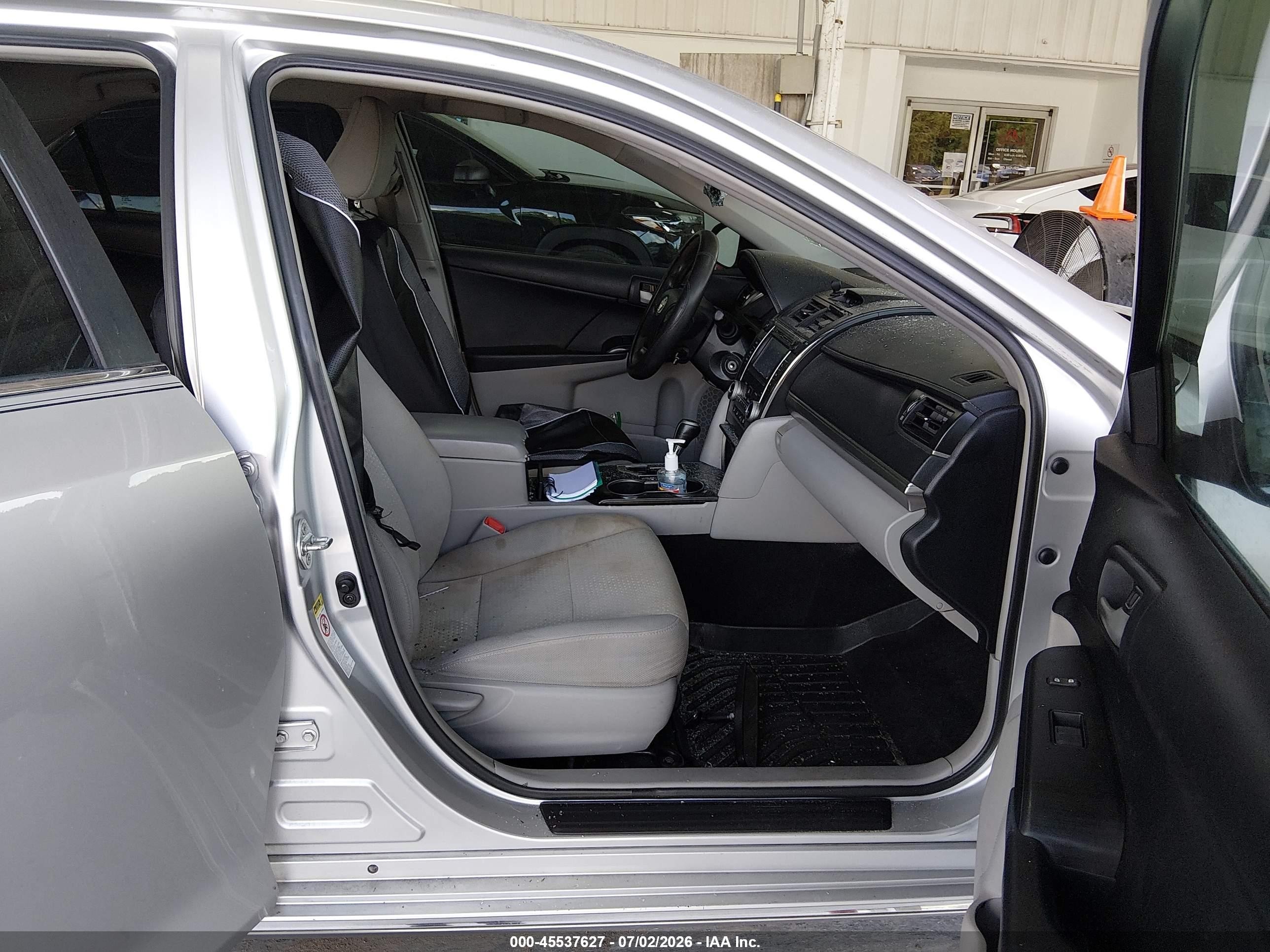 2012 Toyota Camry Le Silver vin: 4T1BF1FK3CU583355