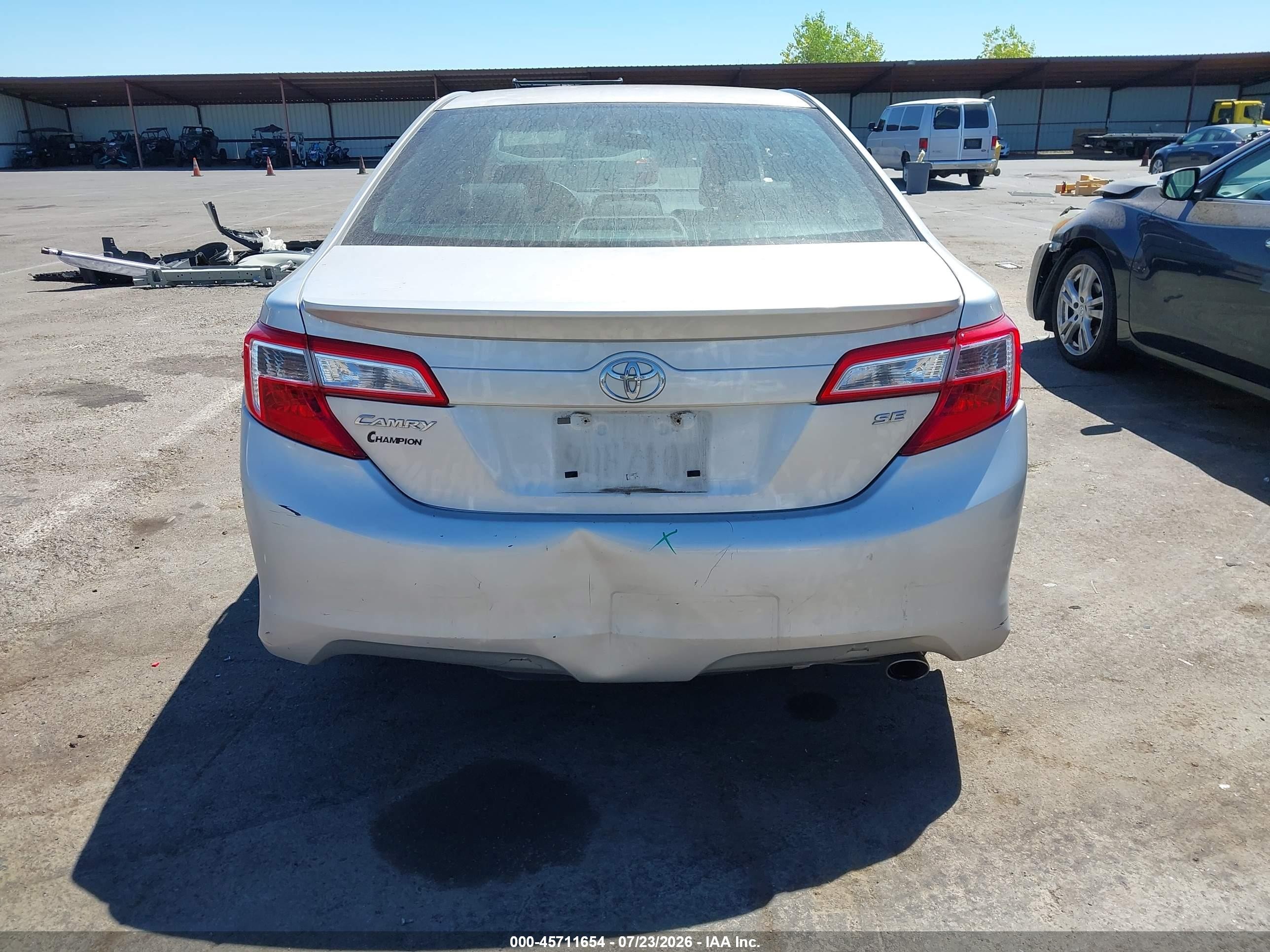 2012 Toyota Camry Se Серебряный vin: 4T1BF1FK3CU599653