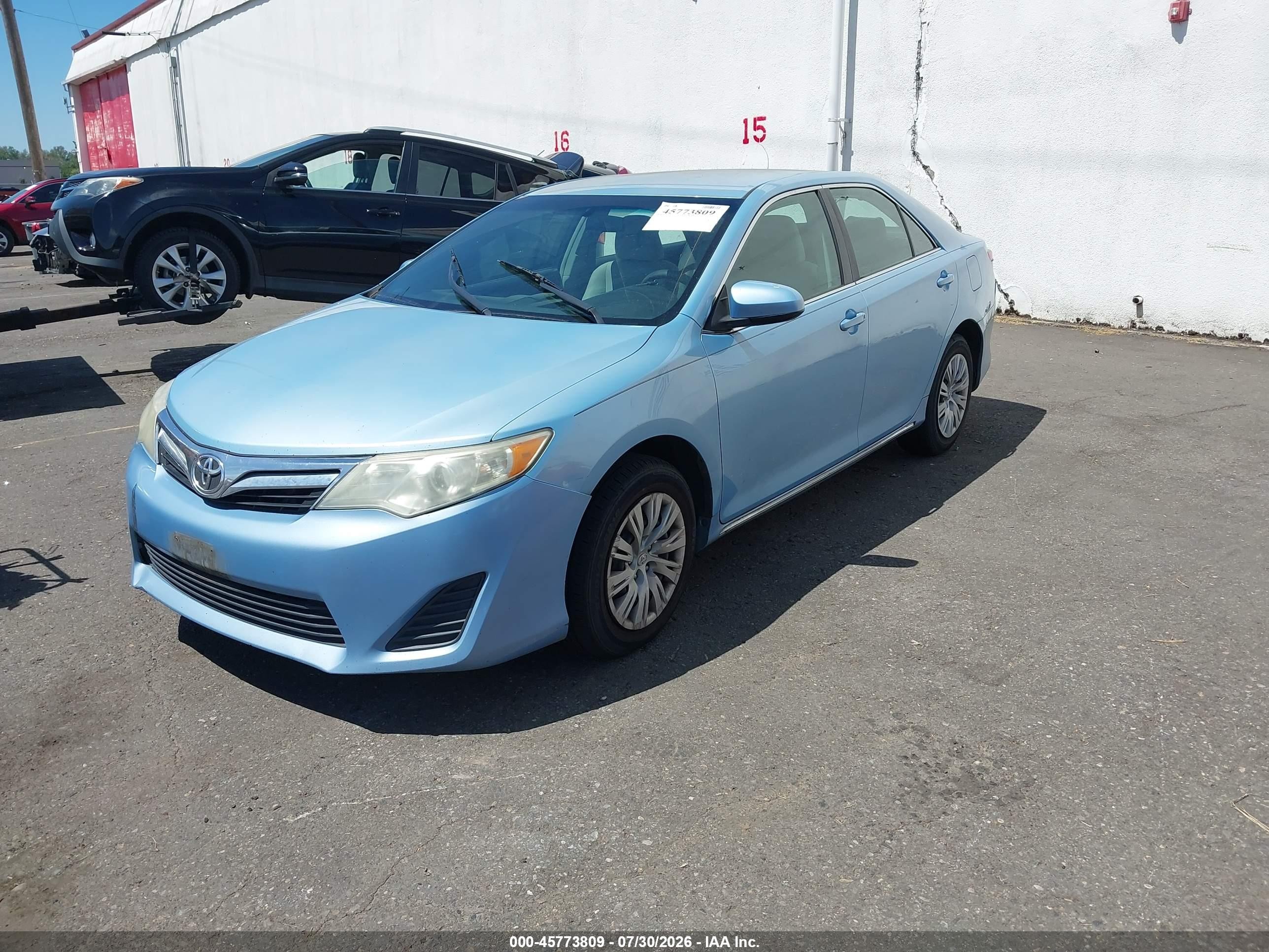 2012 Toyota Camry Le Blue vin: 4T1BF1FK3CU631081