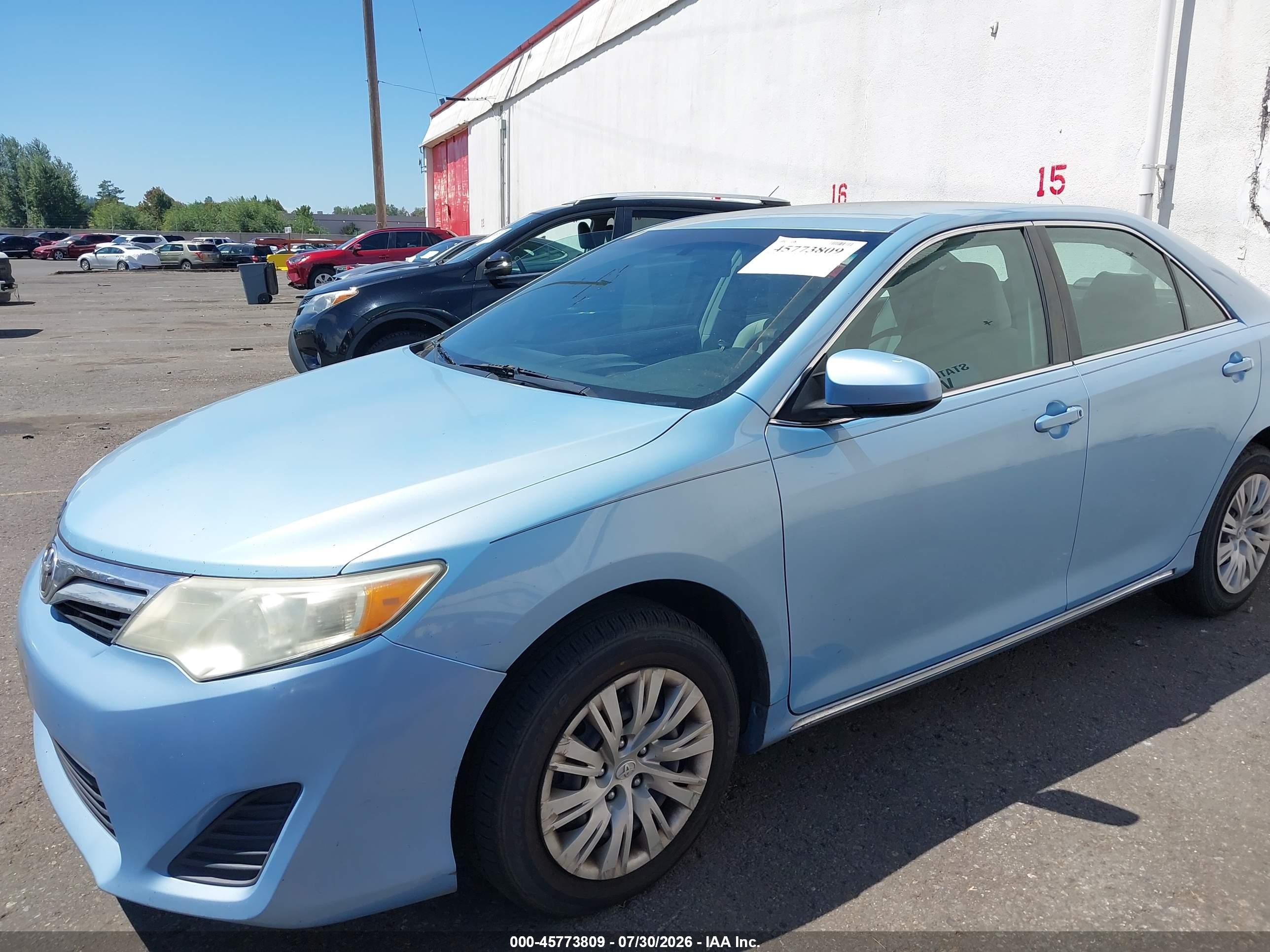 2012 Toyota Camry Le Blue vin: 4T1BF1FK3CU631081