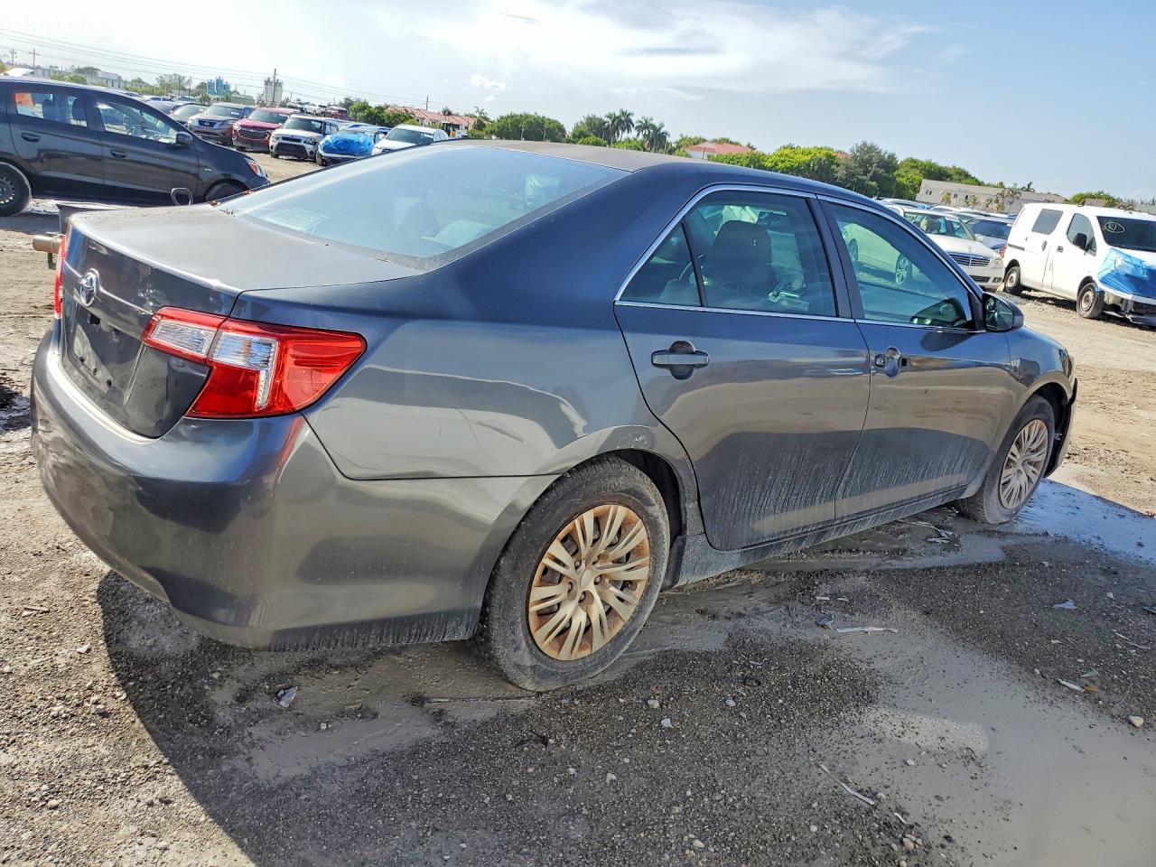 2012 Toyota Camry L Gray vin: 4T1BF1FK3CU631288