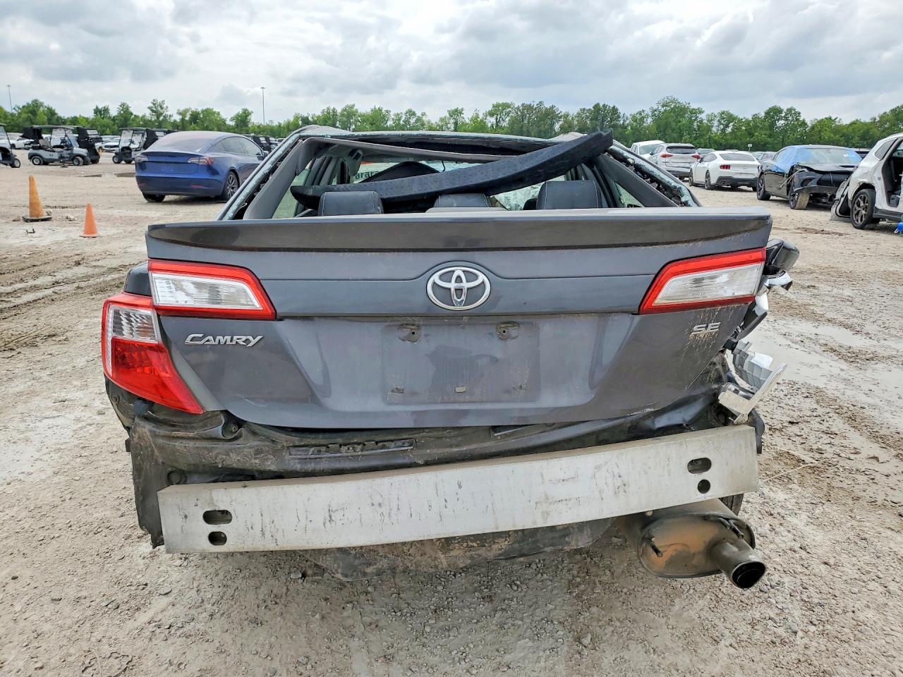 2013 Toyota Camry Se Gray vin: 4T1BF1FK3DU228154